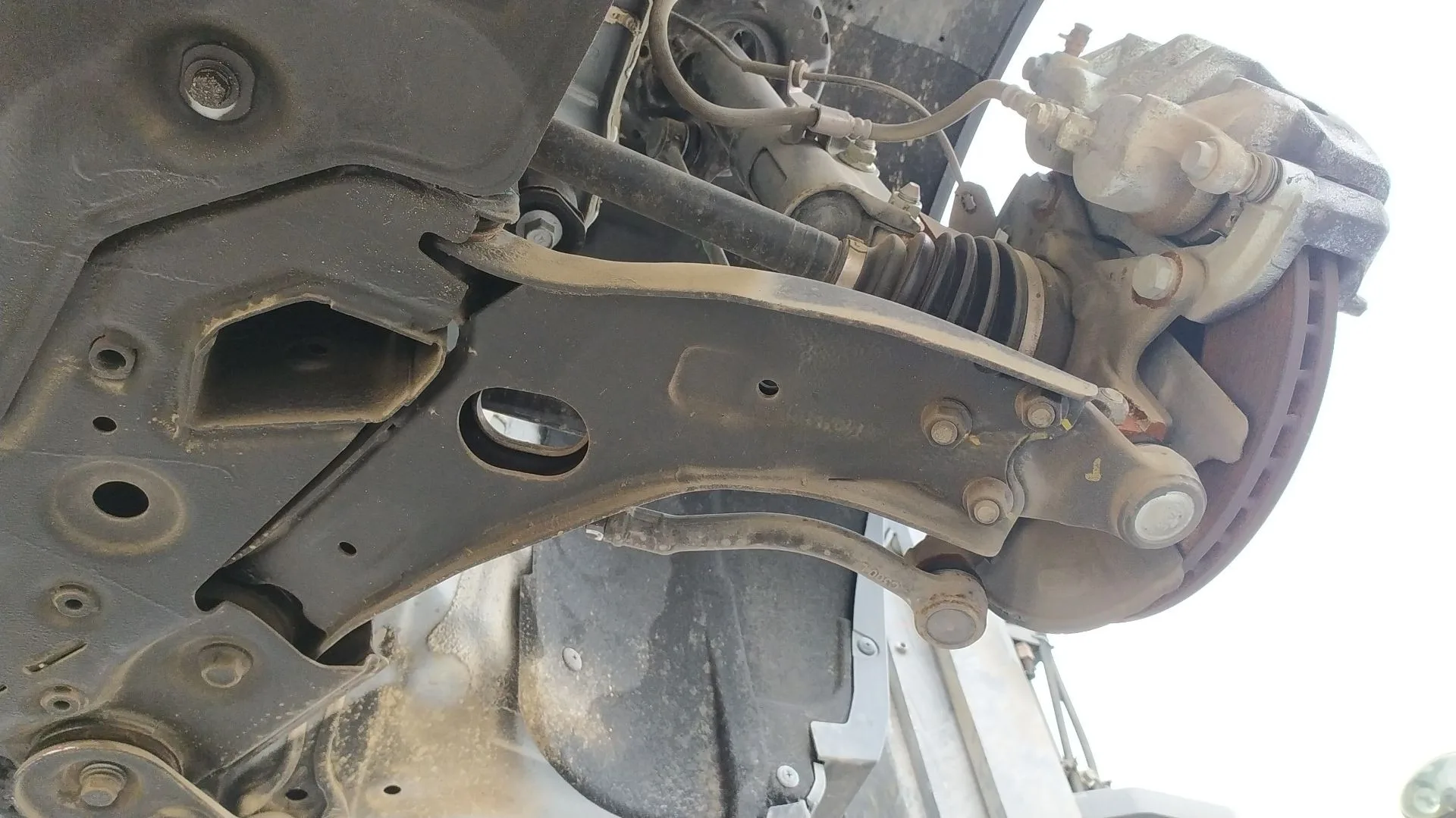 Brazo Suspension Inferior Delantero Izquierdo para Kg Mobility Korando (C300)