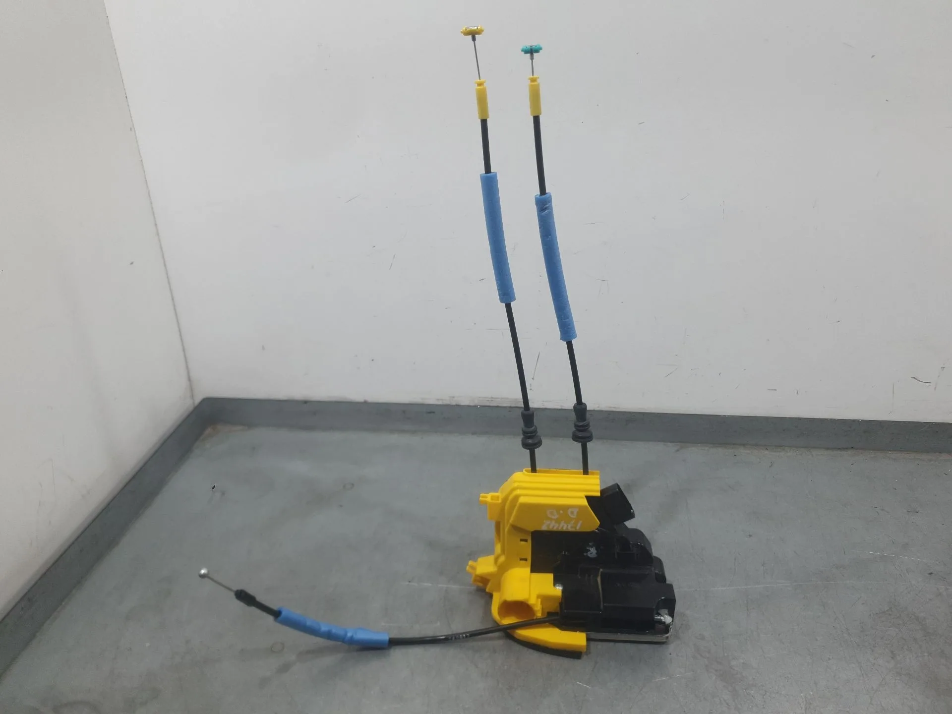 Cerradura Puerta Delantera Derecha para Kg Mobility Korando (C300)