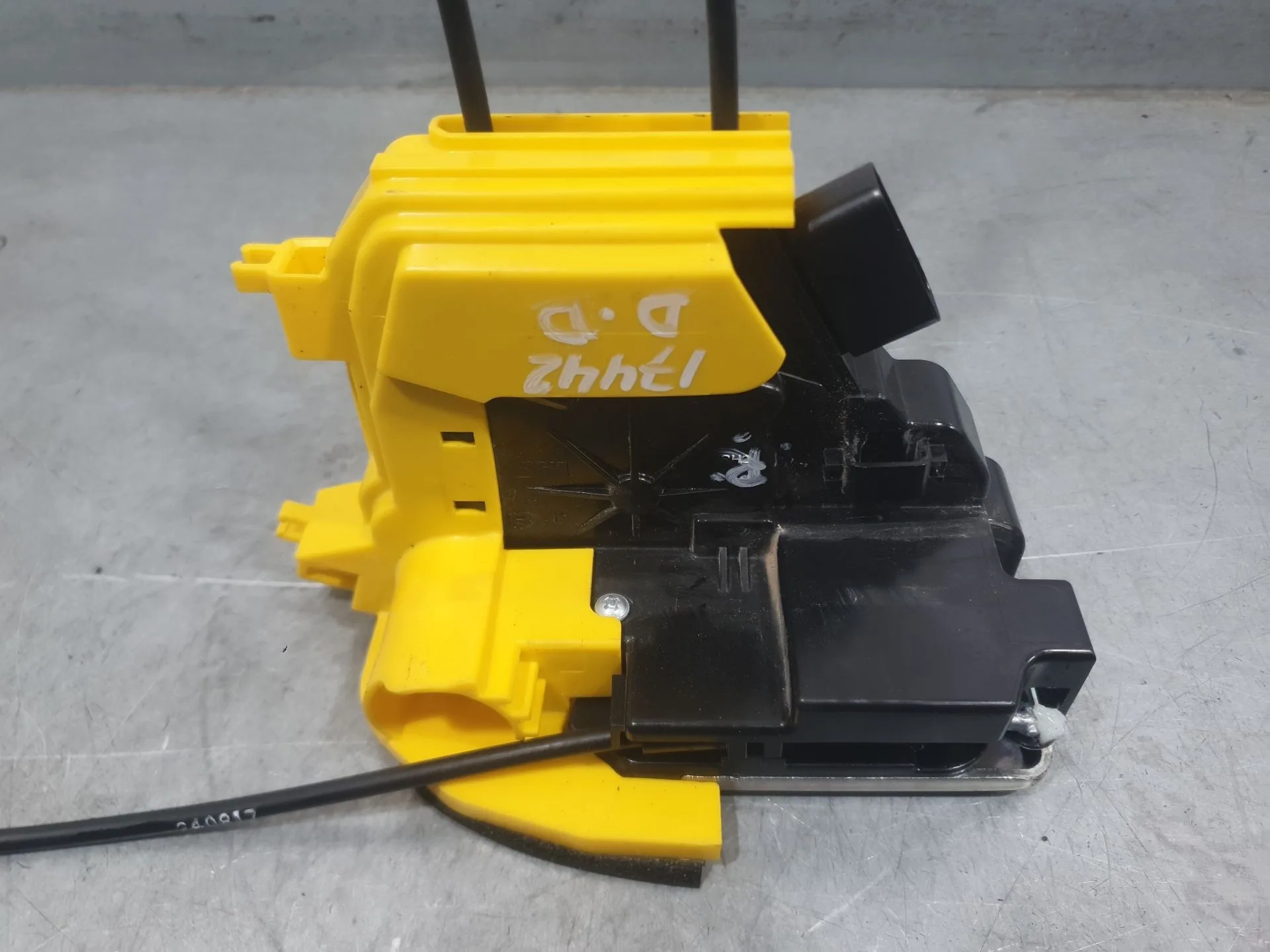 Cerradura Puerta Delantera Derecha para Kg Mobility Korando (C300)