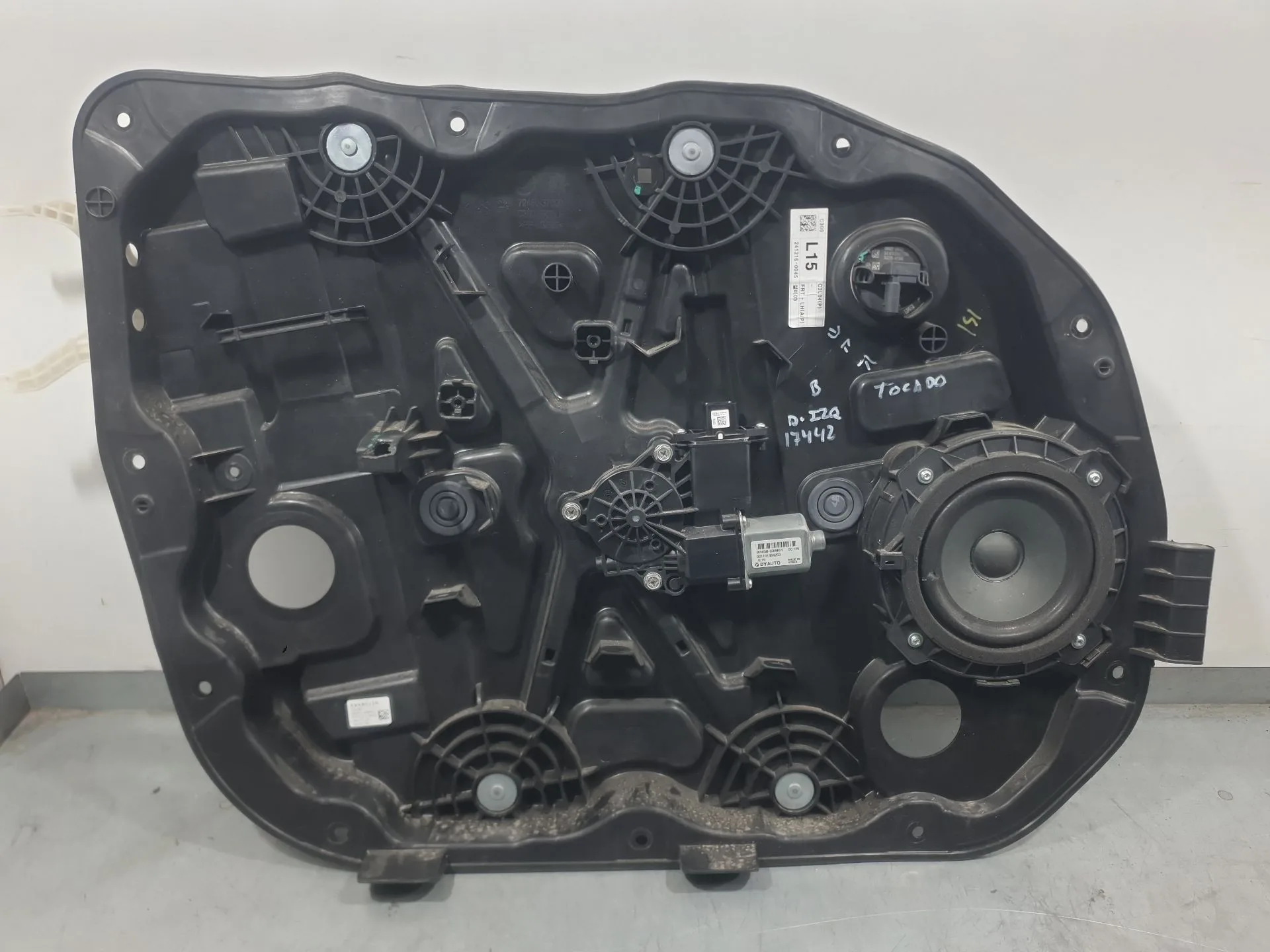 Elevalunas Delantero Izquierdo para Kg Mobility Korando (C300)