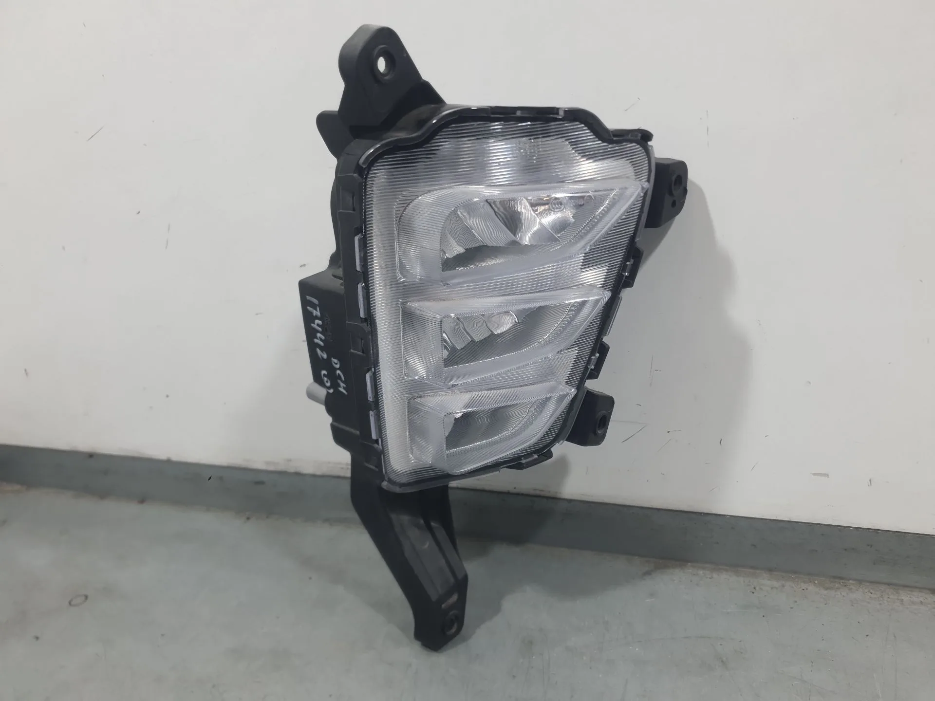 Faro Antiniebla Derecho para Kg Mobility Korando (C300)