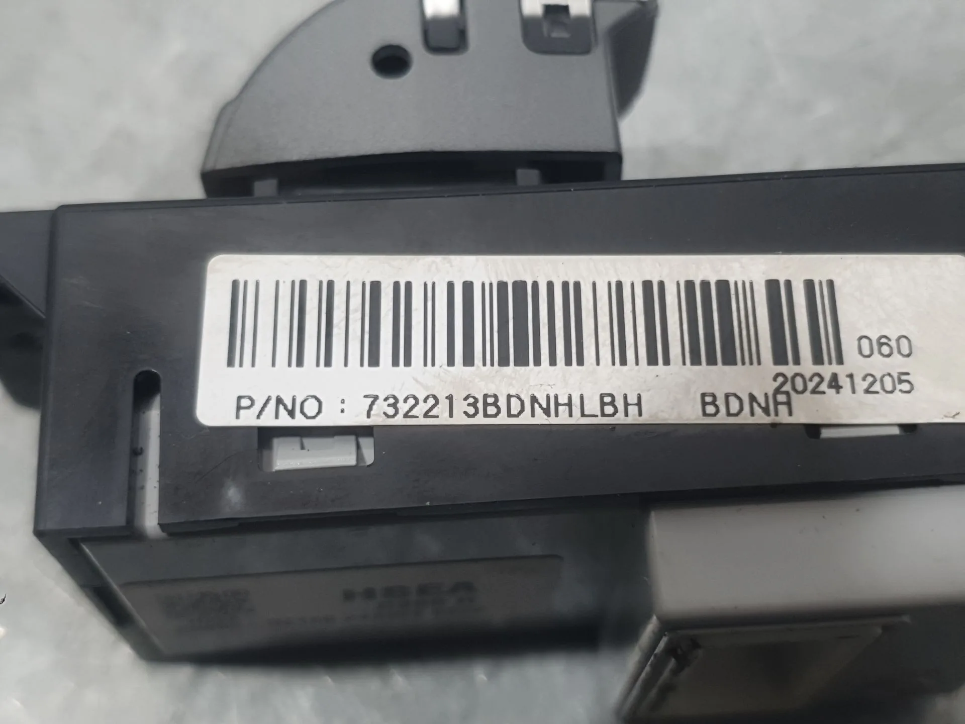 Mando Elevalunas Trasero Derecho para Kg Mobility Korando (C300)