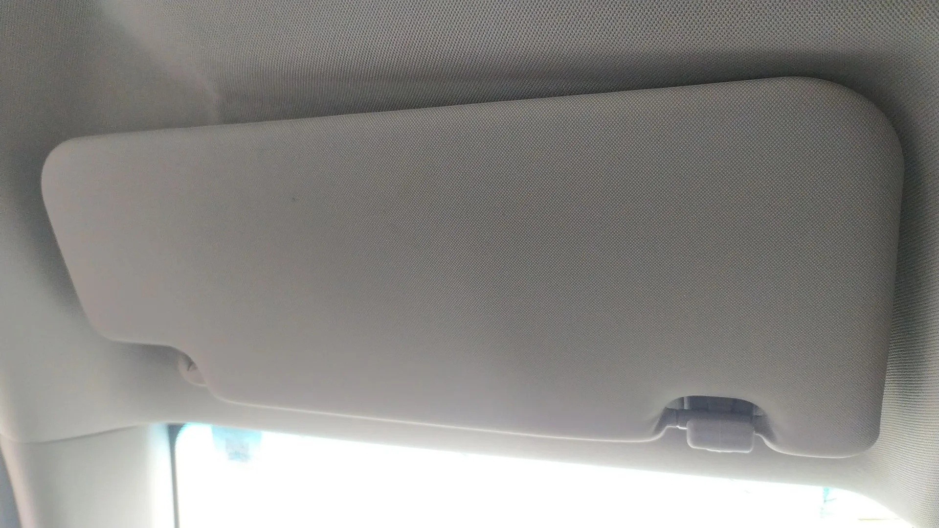 Parasol Izquierdo para Kg Mobility Korando (C300)
