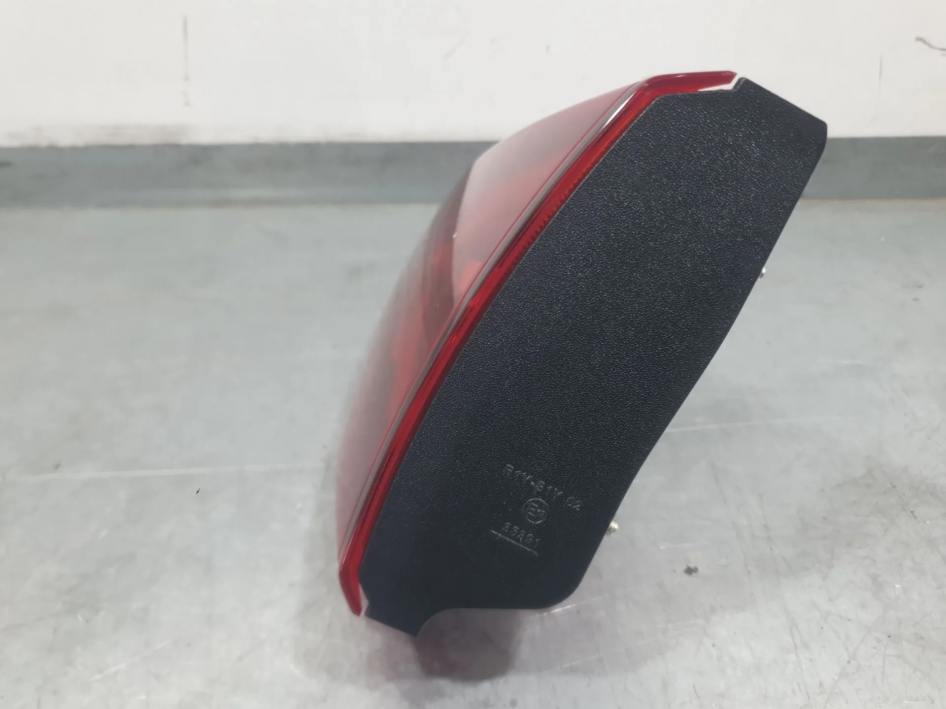 Piloto Trasero Derecho Interior para Kg Mobility Korando (C300)