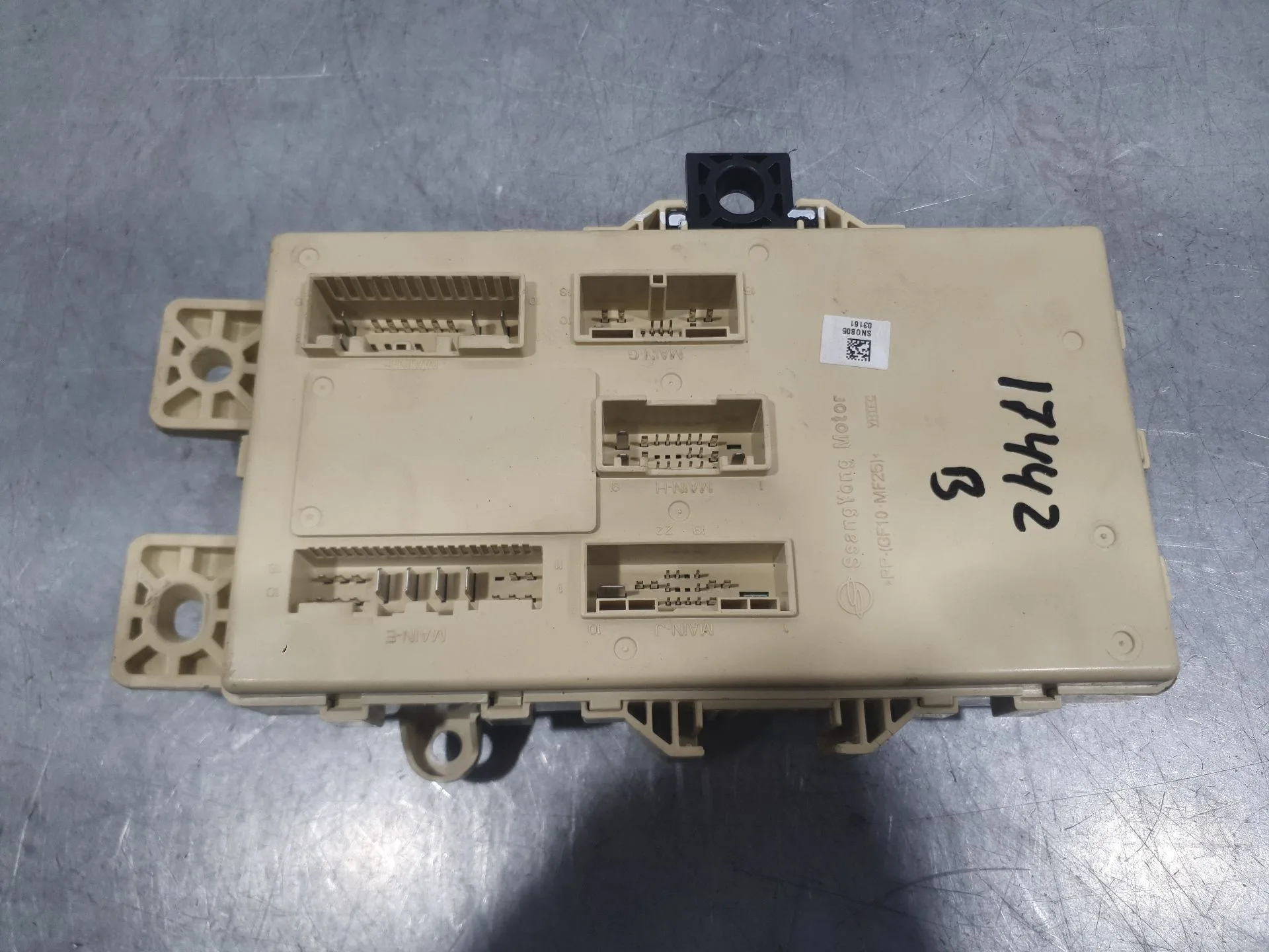 Caja Reles / Fusibles para Kg Mobility Korando (C300)