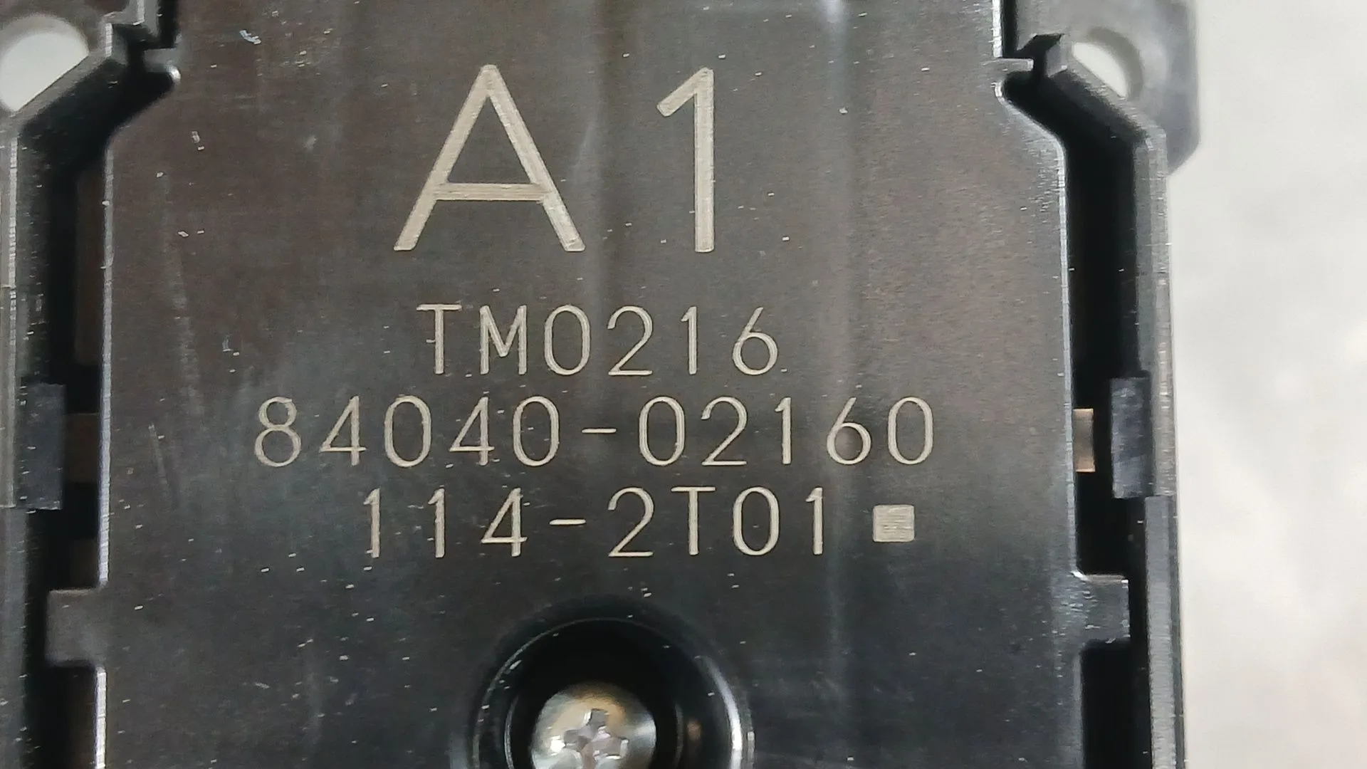 Mando Elevalunas Delantero Izquierdo para Toyota Corolla Ranchera Familiar (_E21_)