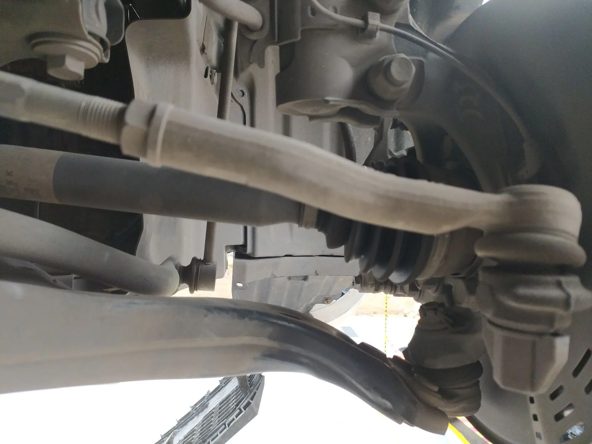 Mangueta Delantera Derecha para Toyota Corolla Ranchera Familiar (_E21_)