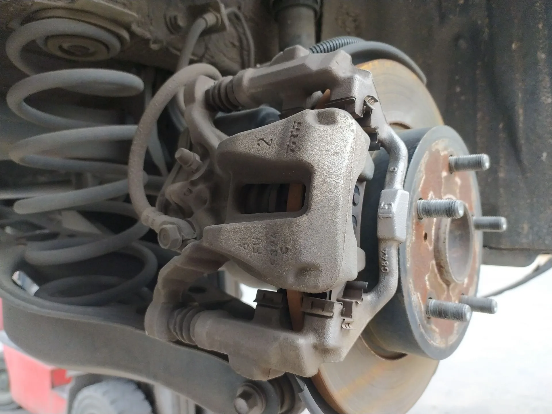 Pinza Freno Trasera Derecha para Toyota Corolla Ranchera Familiar (_E21_)