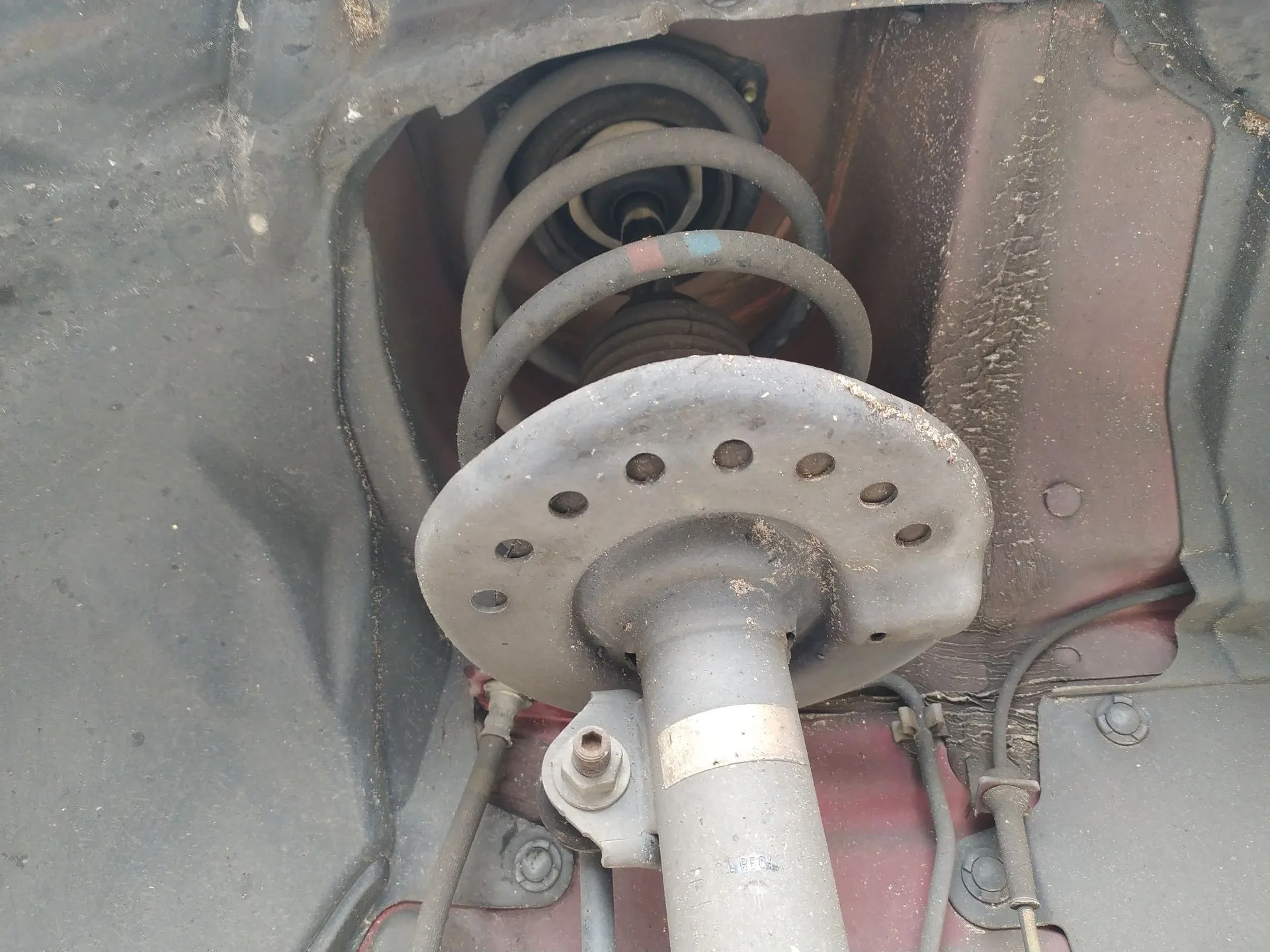 Amortiguador Delantero Derecho para Nissan Leaf (Ze0)