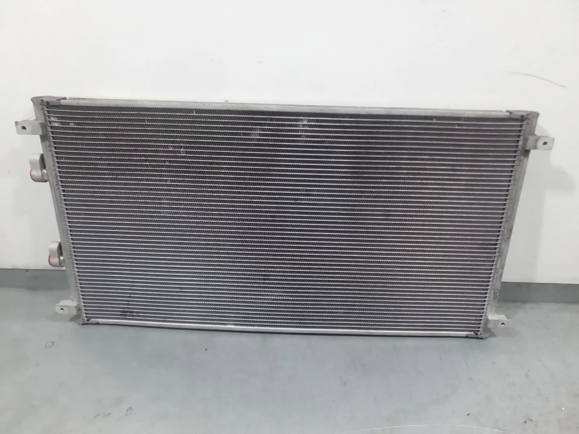 Condensador / Radiador Aire Acondicionado para Nissan Leaf (Ze0)
