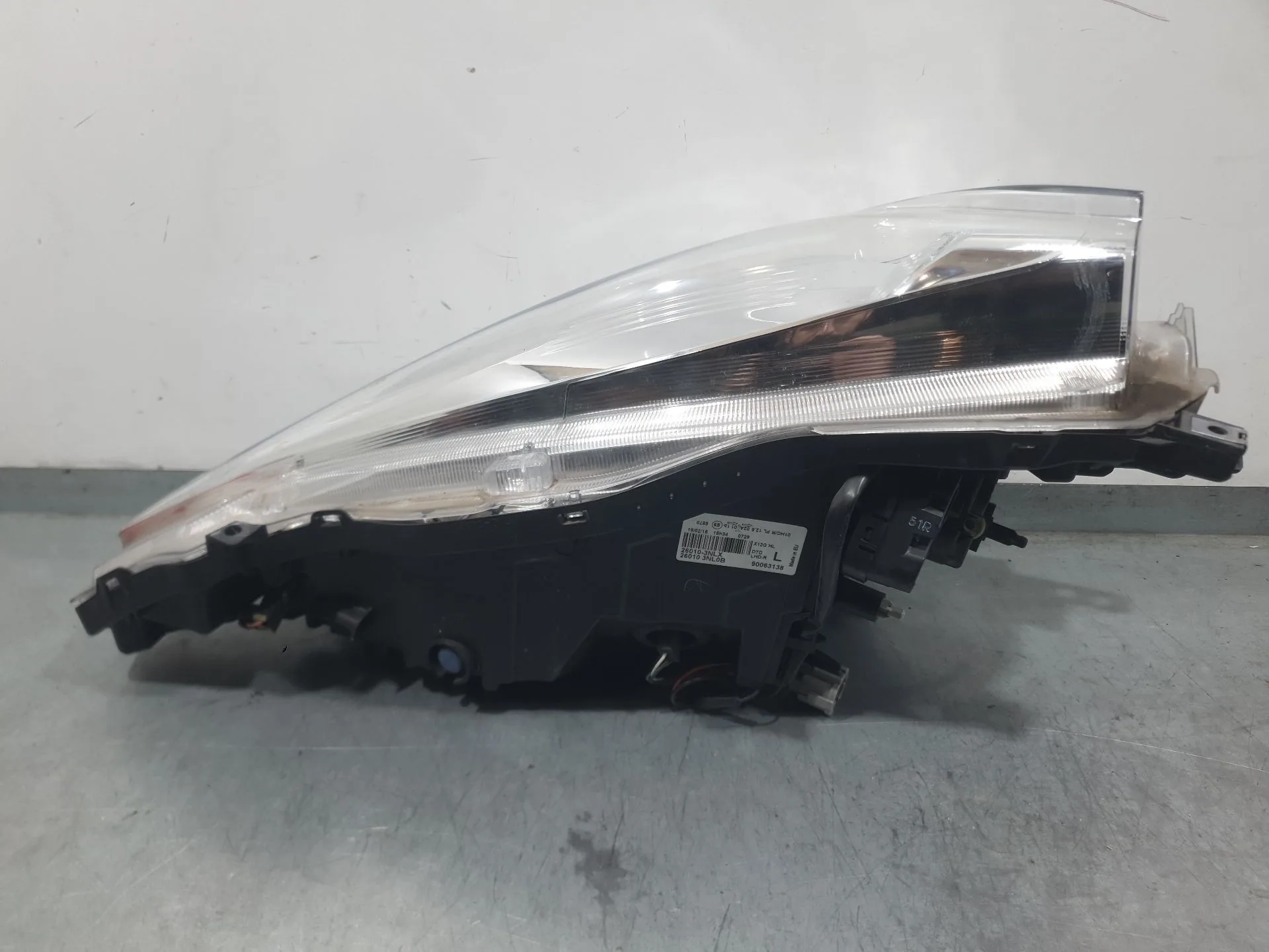 Faro Derecho para Nissan Leaf (Ze0)