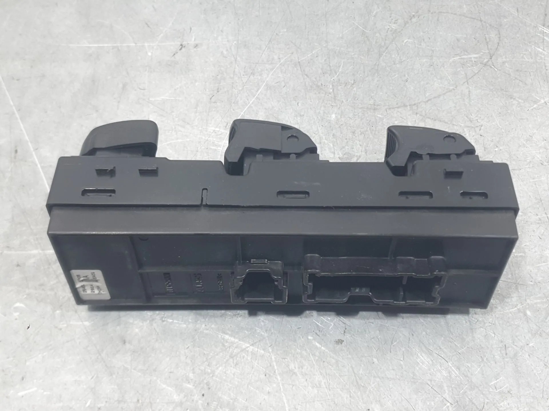 Mando Elevalunas Delantero Izquierdo para Nissan Leaf (Ze0)