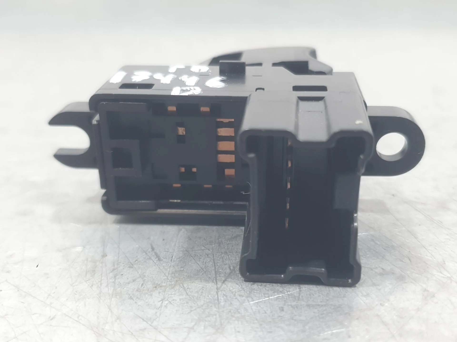 Mando Elevalunas Trasero Derecho para Nissan Leaf (Ze0)