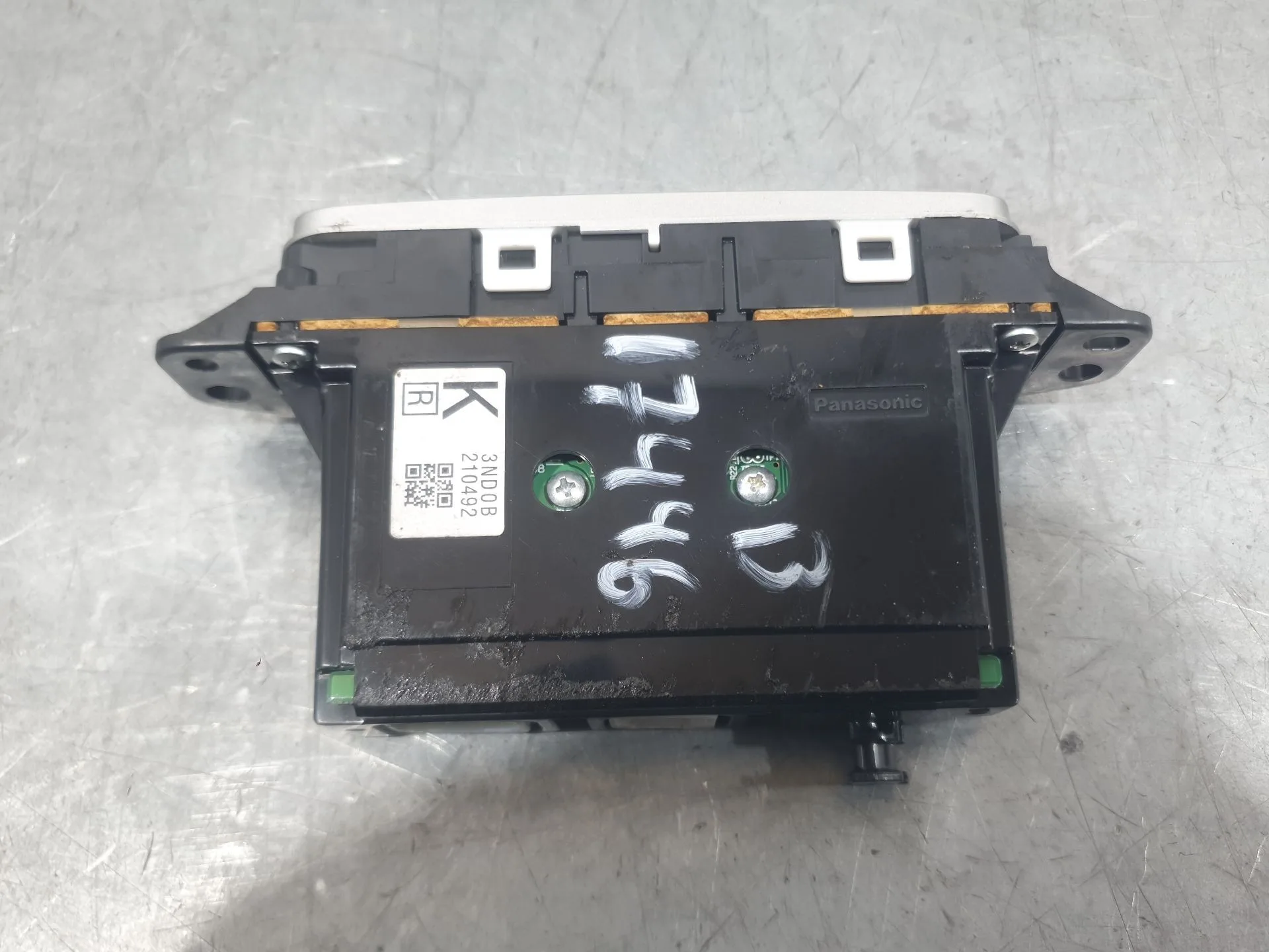 Mando Multifuncion para Nissan Leaf (Ze0)