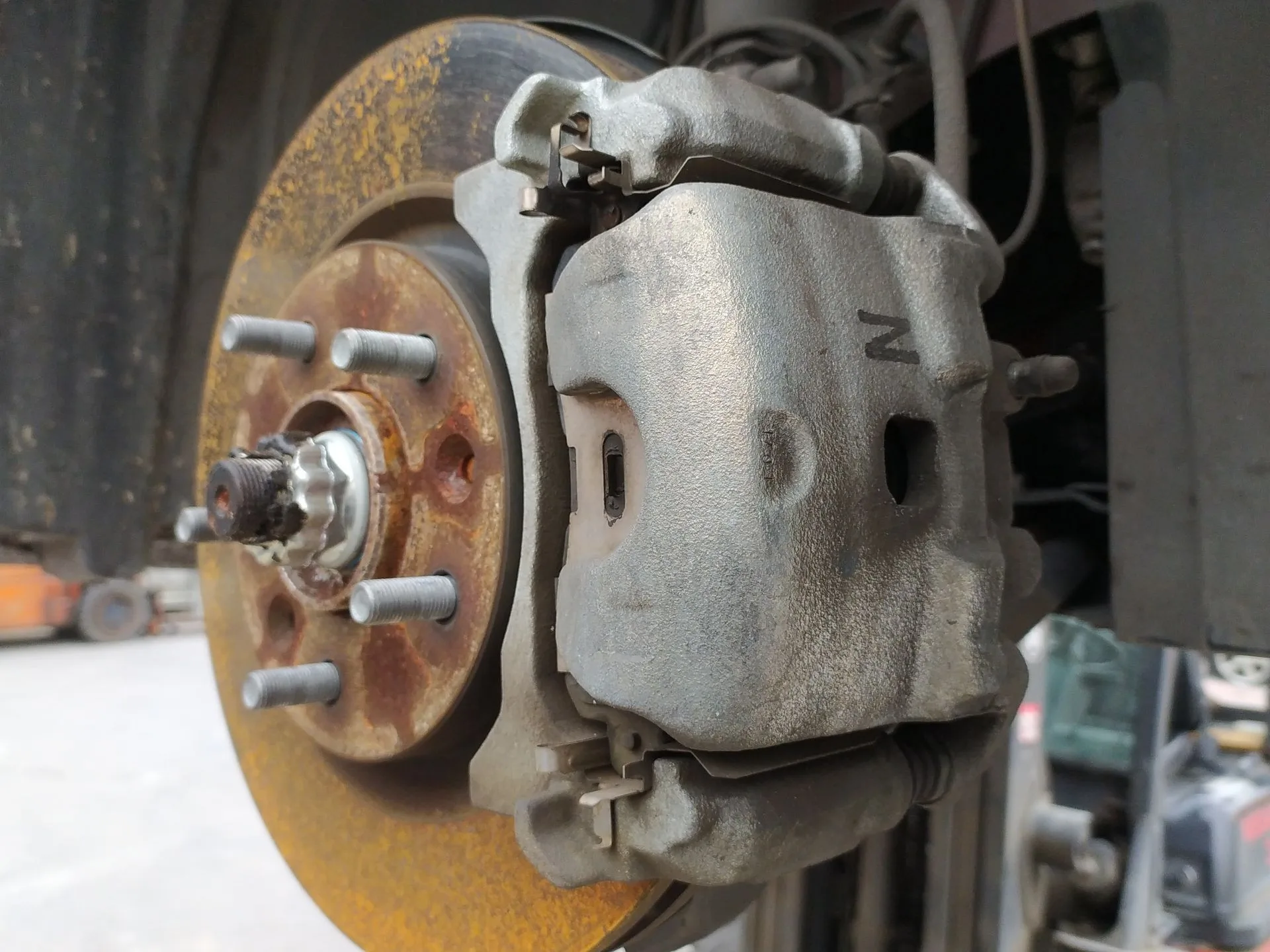 Pinza Freno Delantera Derecha para Nissan Leaf (Ze0)
