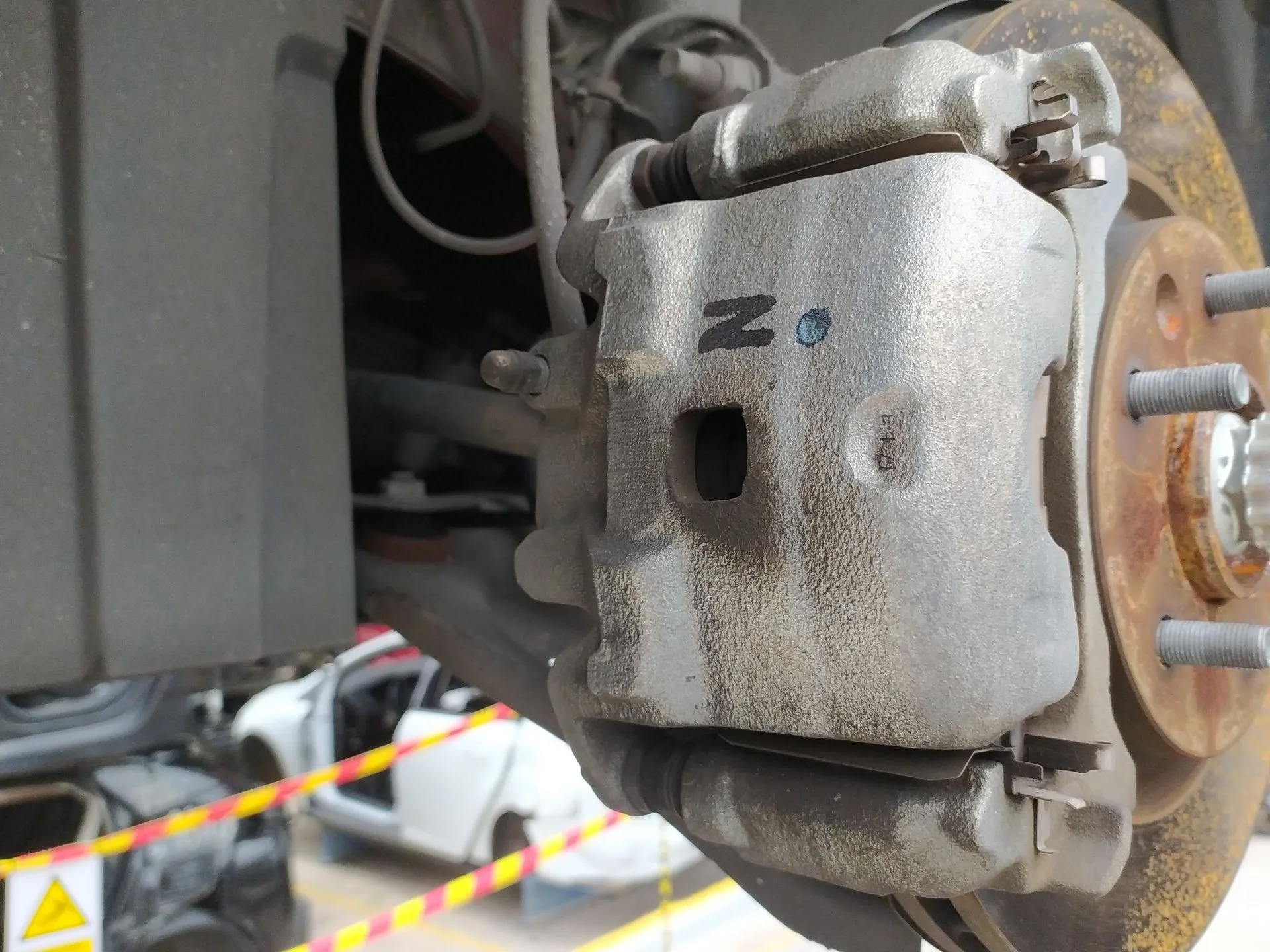 Pinza Freno Delantera Izquierda para Nissan Leaf (Ze0)