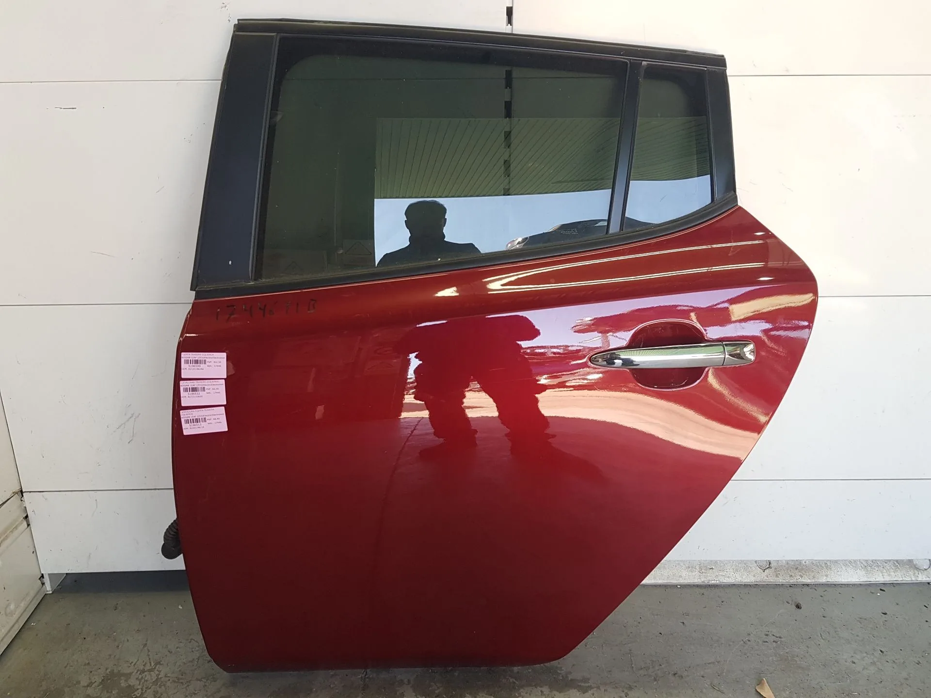Puerta Trasera Izquierda para Nissan Leaf (Ze0)