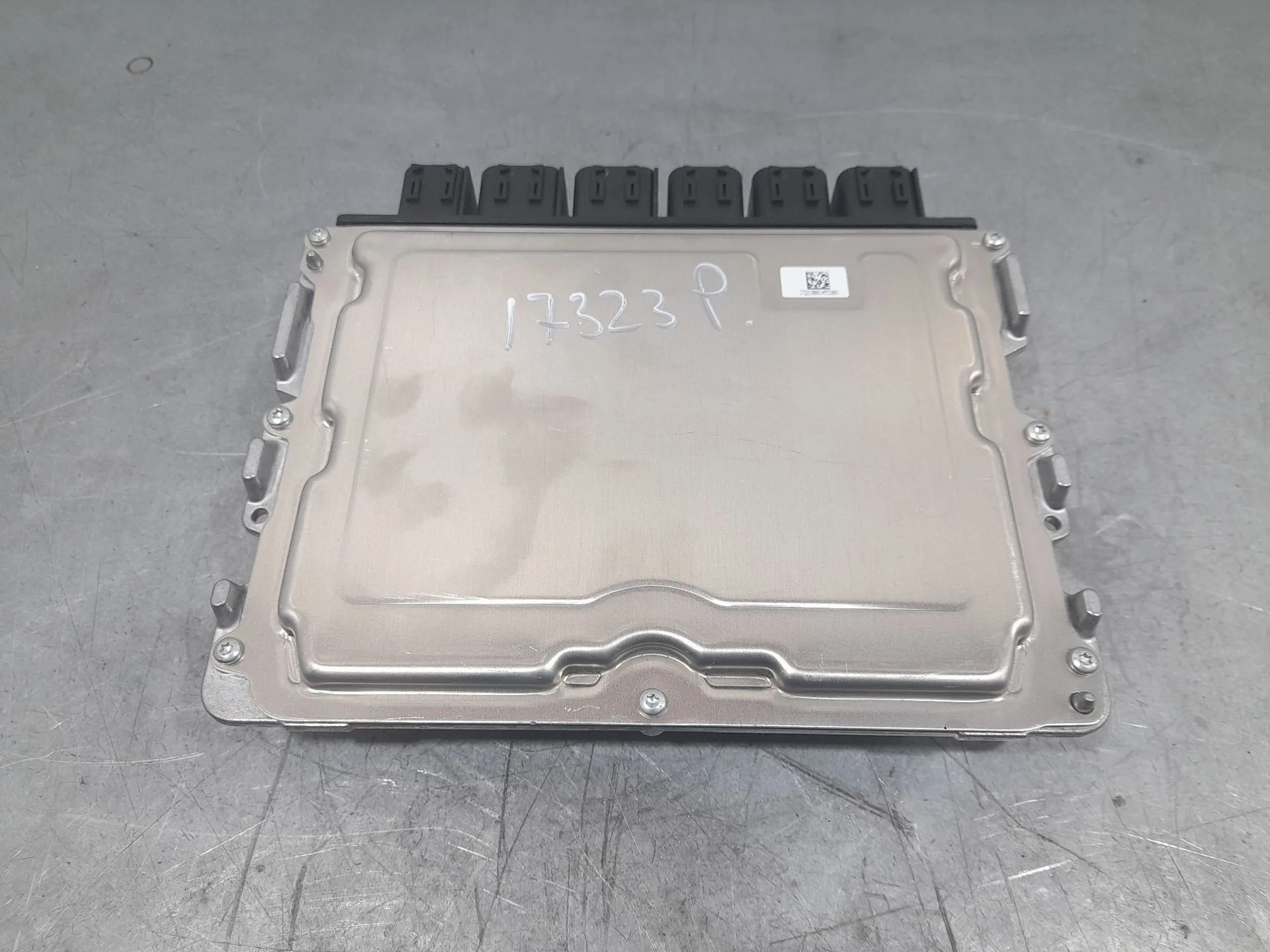 Centralita Motor Uce para Bmw Serie 1 Lim. (F40)
