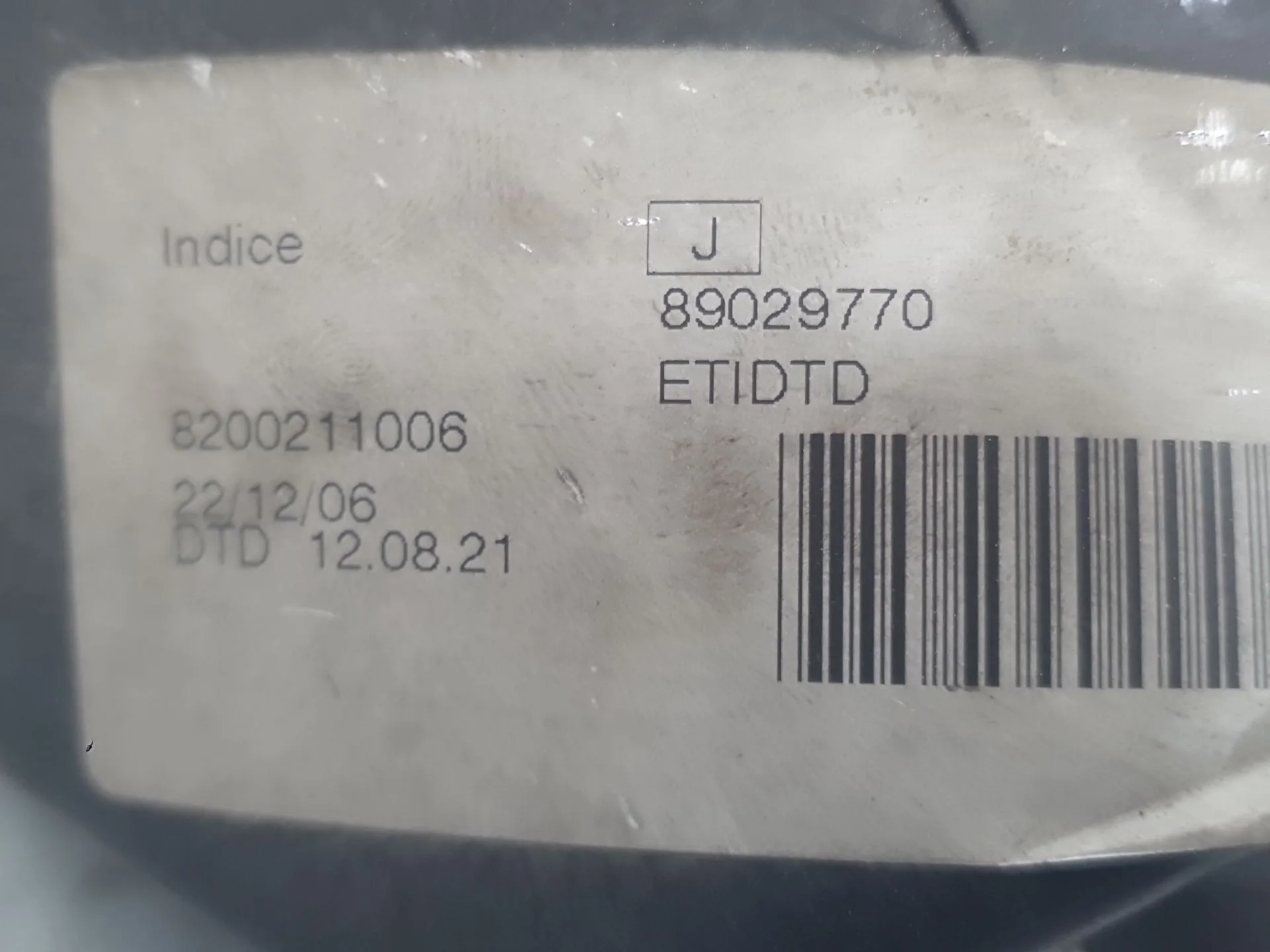 Faro Derecho para Dacia Logan (Ls_)