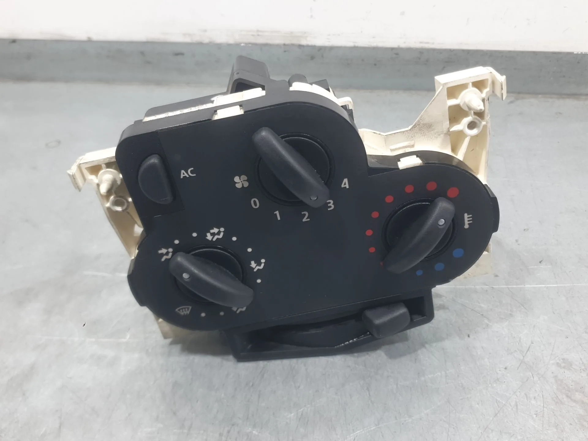 Mando Calefaccion / Aire Acondicionado para Dacia Logan (Ls_)