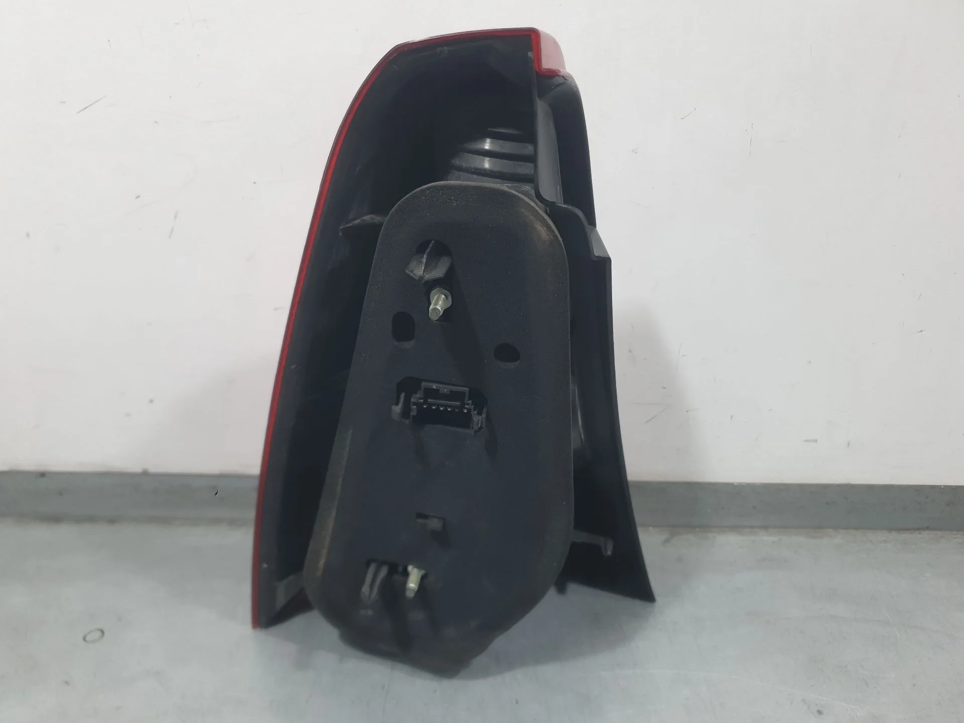 Piloto Trasero Derecho Exterior para Dacia Logan (Ls_)