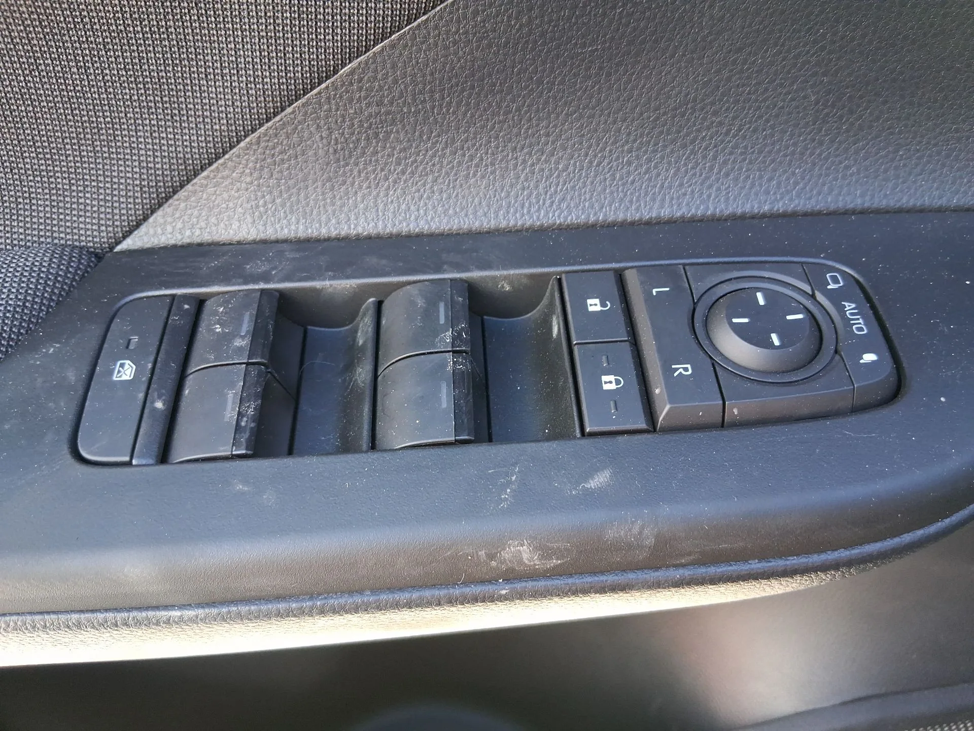 Mando Elevalunas Delantero Izquierdo para Toyota C-Hr (_X1_)