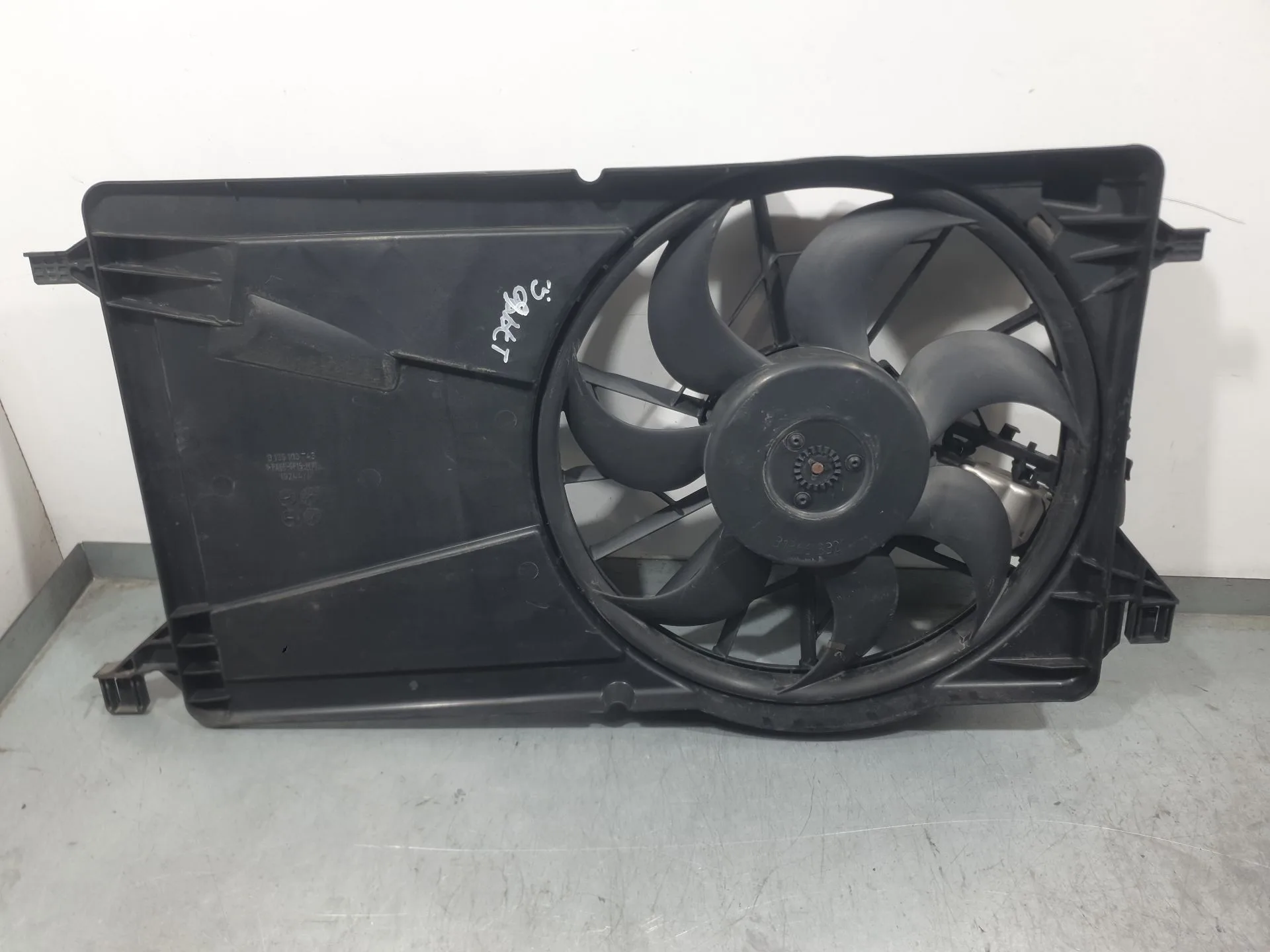 Electroventilador para Ford Focus Ii (Da_, Hcp, Dp)