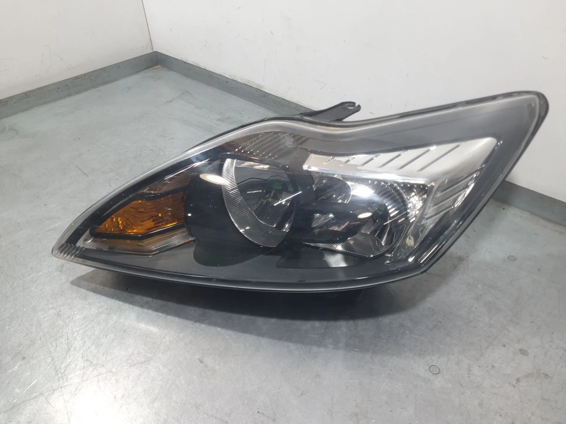 Faro Izquierdo para Ford Focus Ii (Da_, Hcp, Dp)