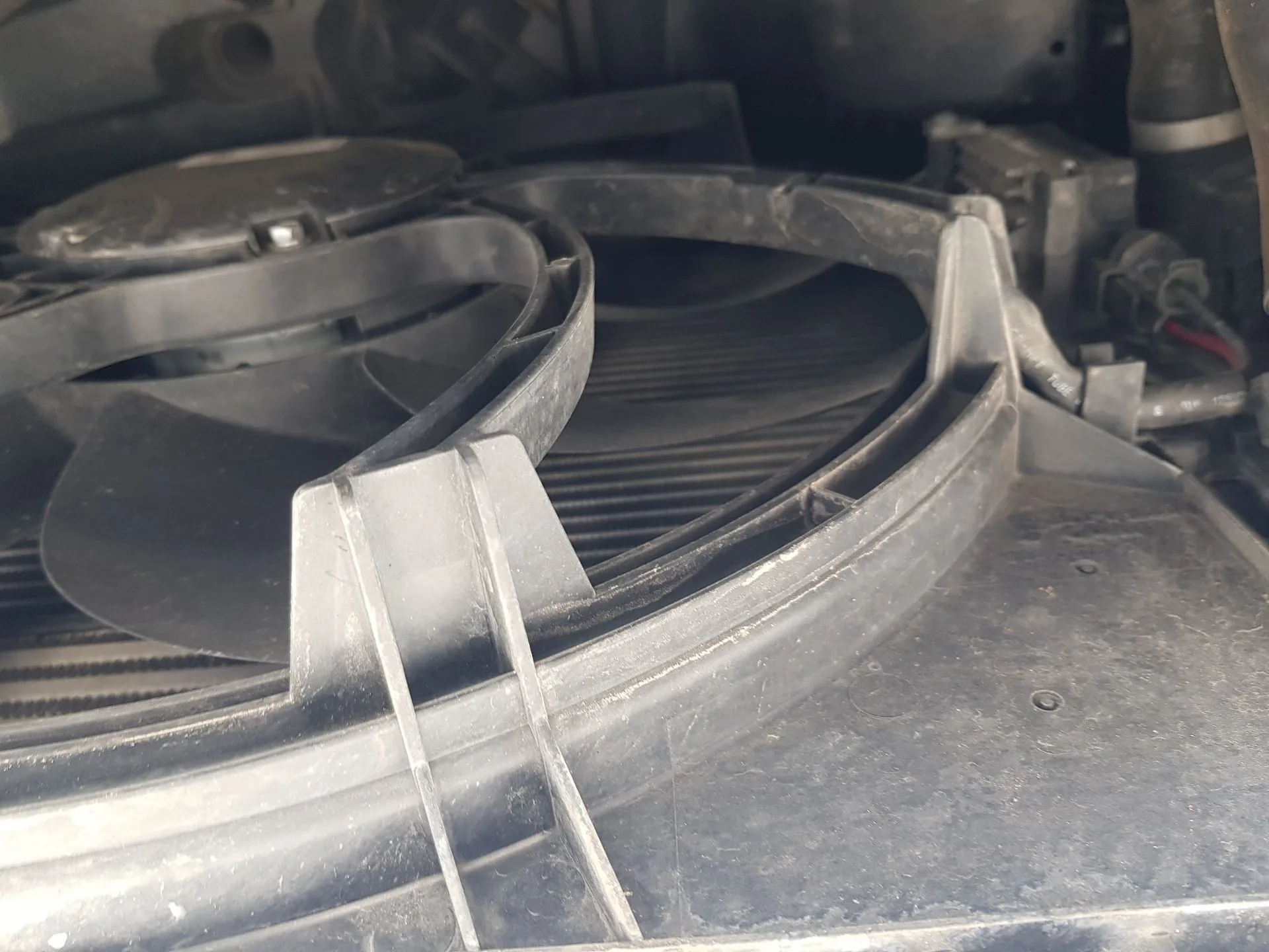 Electroventilador para Bmw 1 (F20)