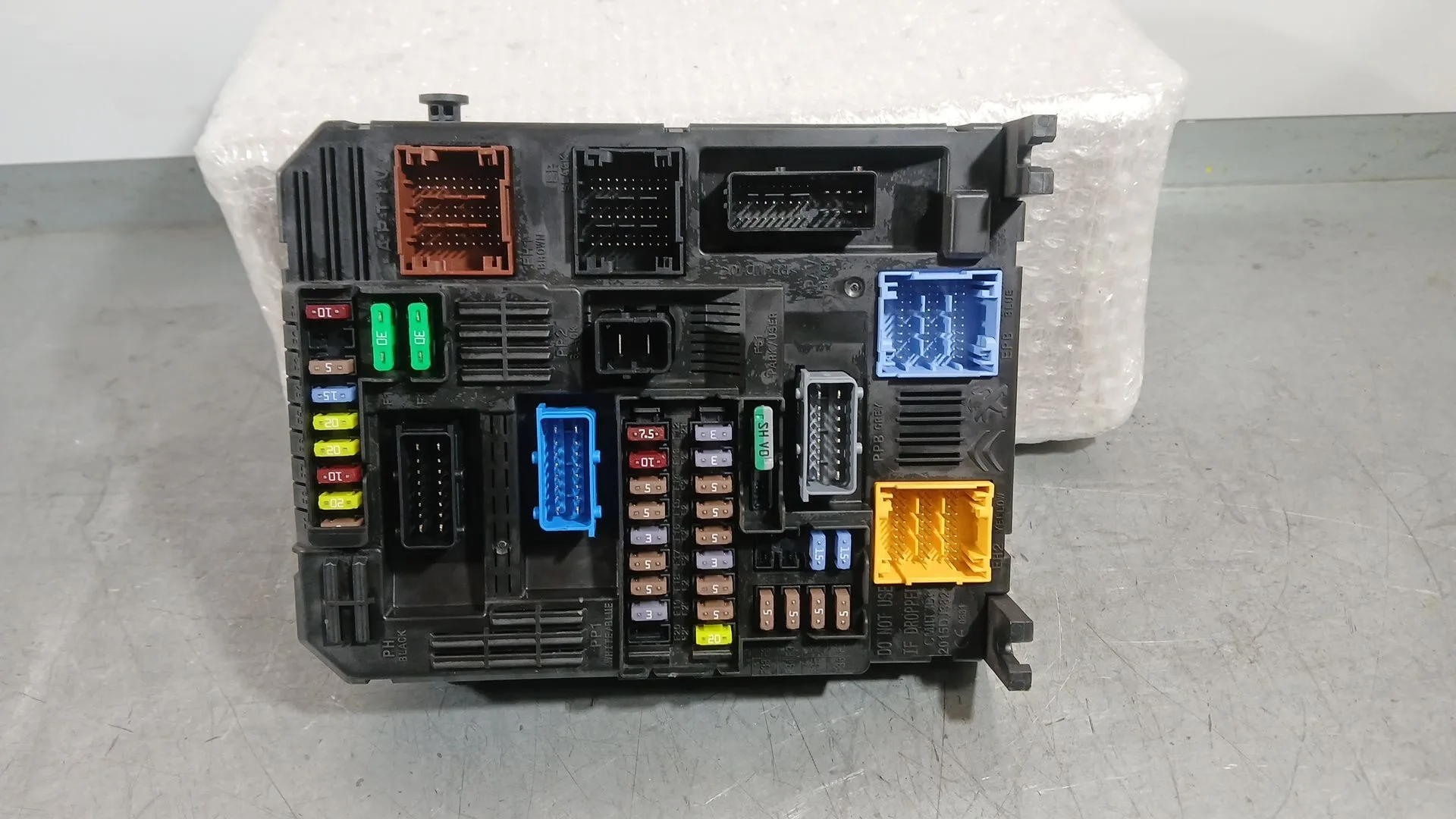 Caja Reles / Fusibles para Citroën C3 Iii (Sx)
