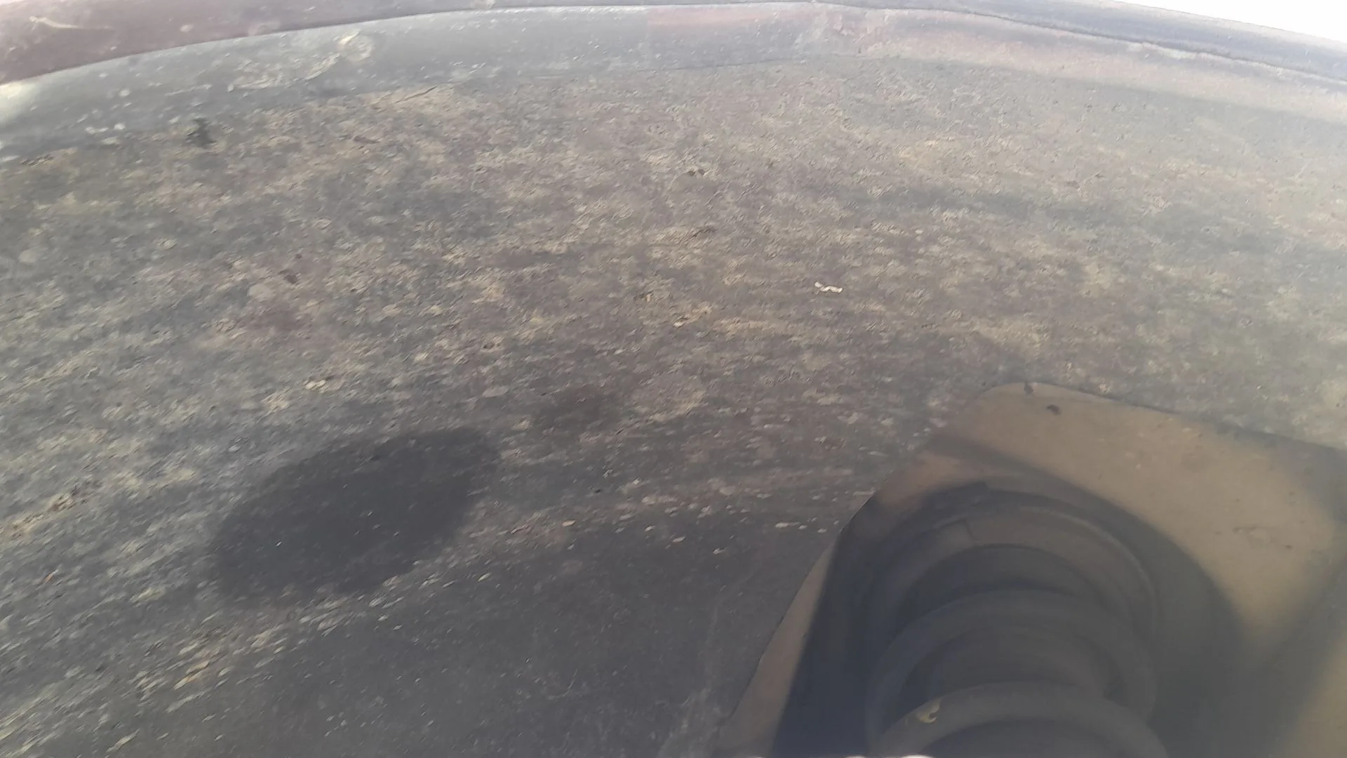 Plastico Pase Rueda Del. Dch. para Lancia Thesis (841_)