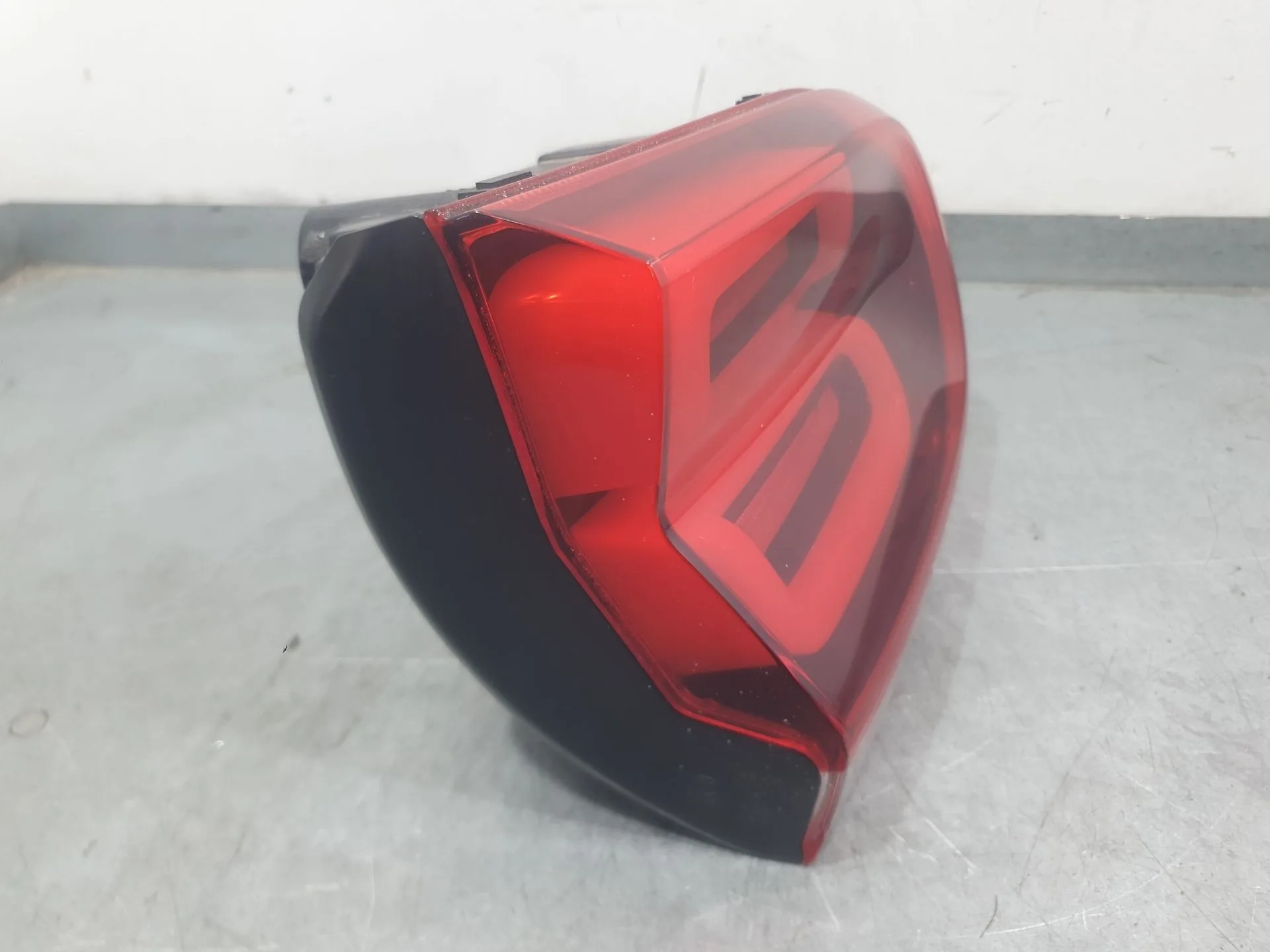 Piloto Trasero Izquierdo Interior para Citroën C5 Aircross (Ac_, Aj_, Ar_, A4_)