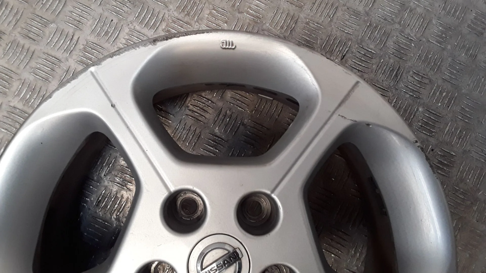 Juego Llantas Aluminio para Nissan Leaf (Ze0)