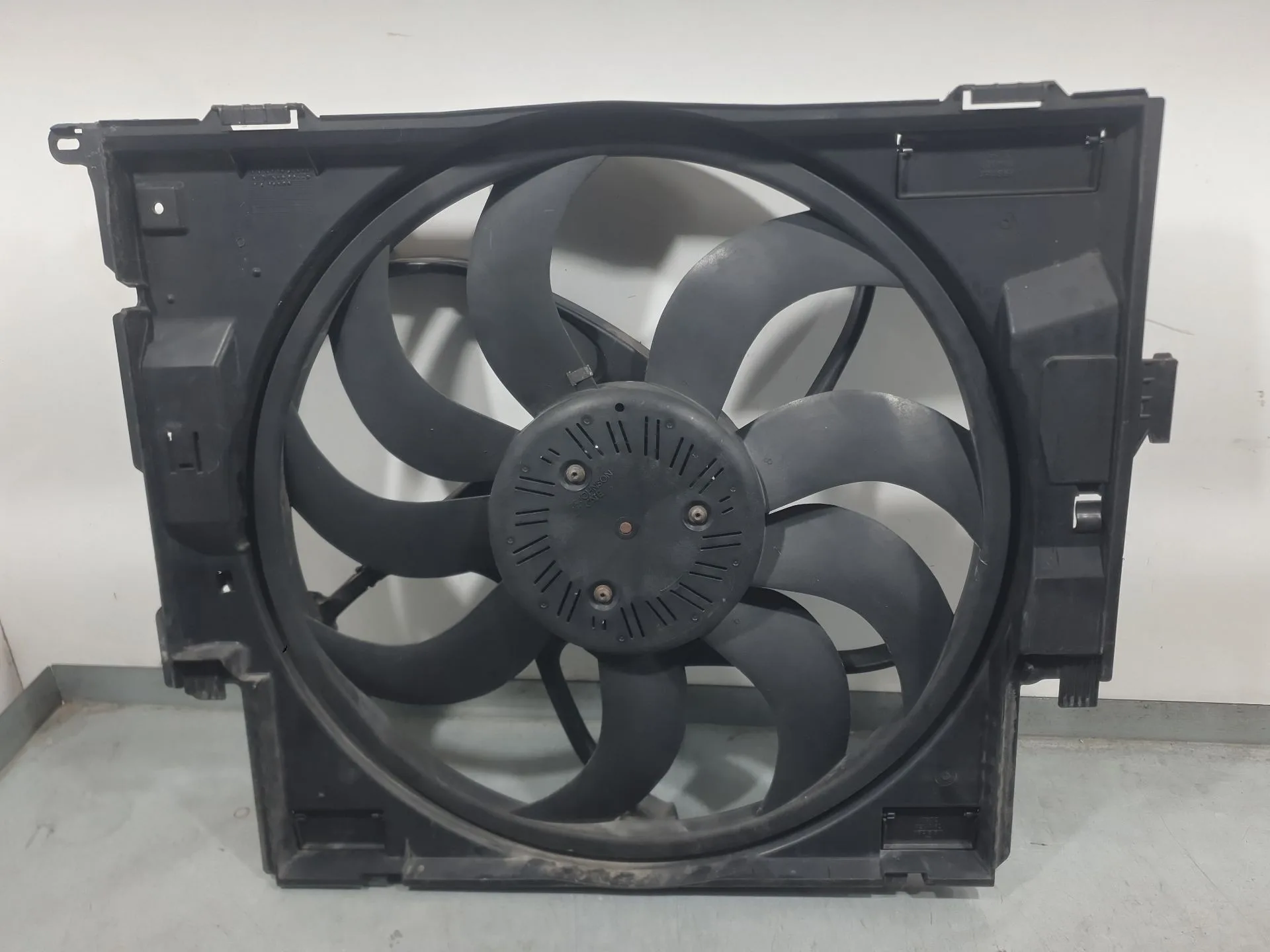 Electroventilador para Bmw 3 (F30, F80)