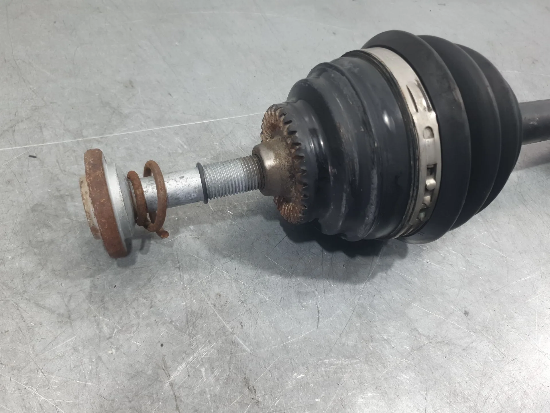 Transmision Delantera Izquierda para Bmw 3 (F30, F80)