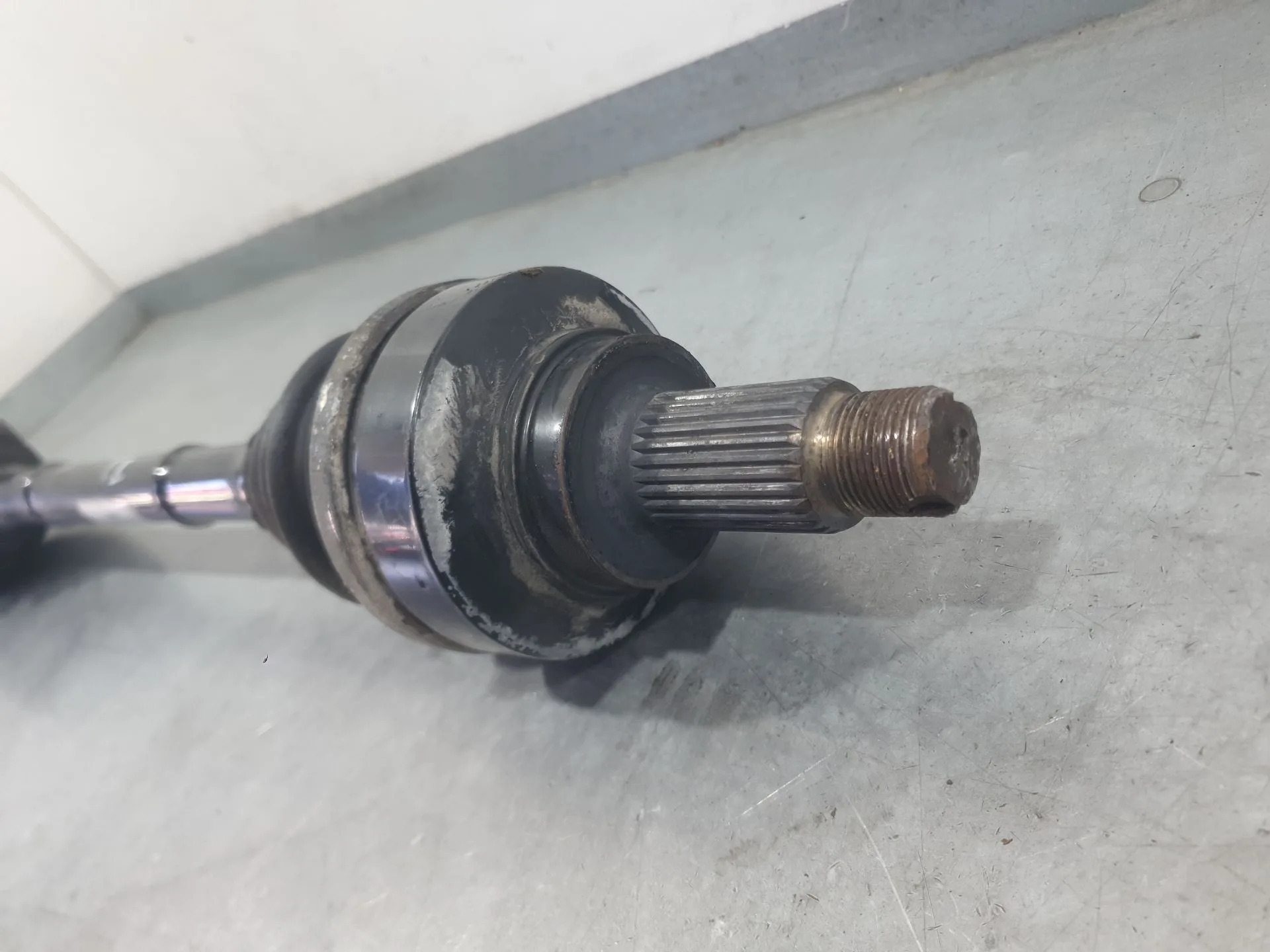 Transmision Trasera Izquierda para Bmw 3 (F30, F80)