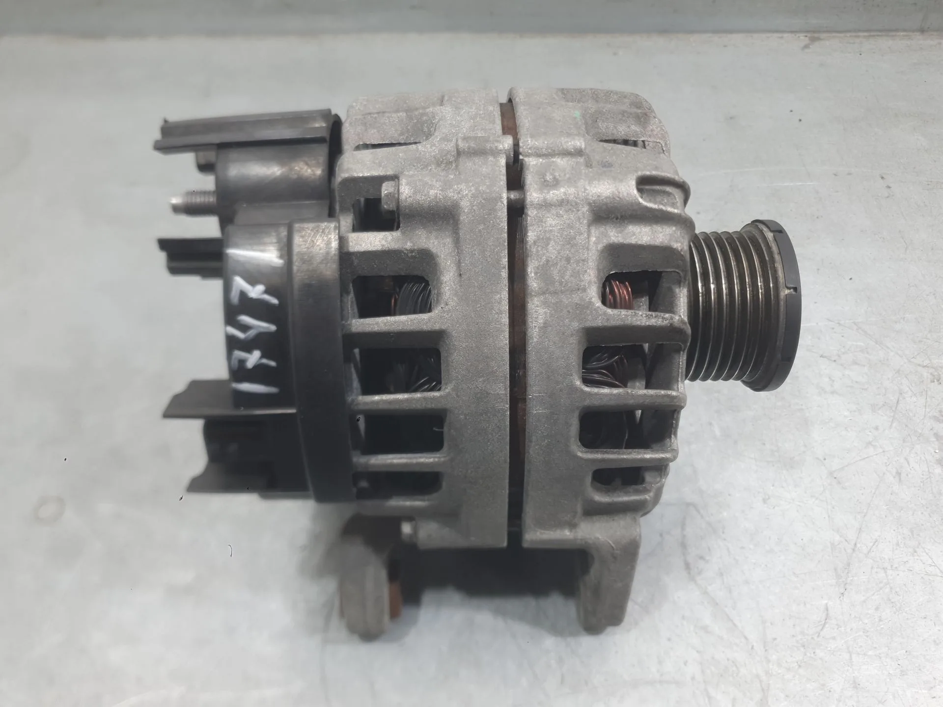 Alternador para Renault Megane Iv Hatchback (B9A/M/N_)