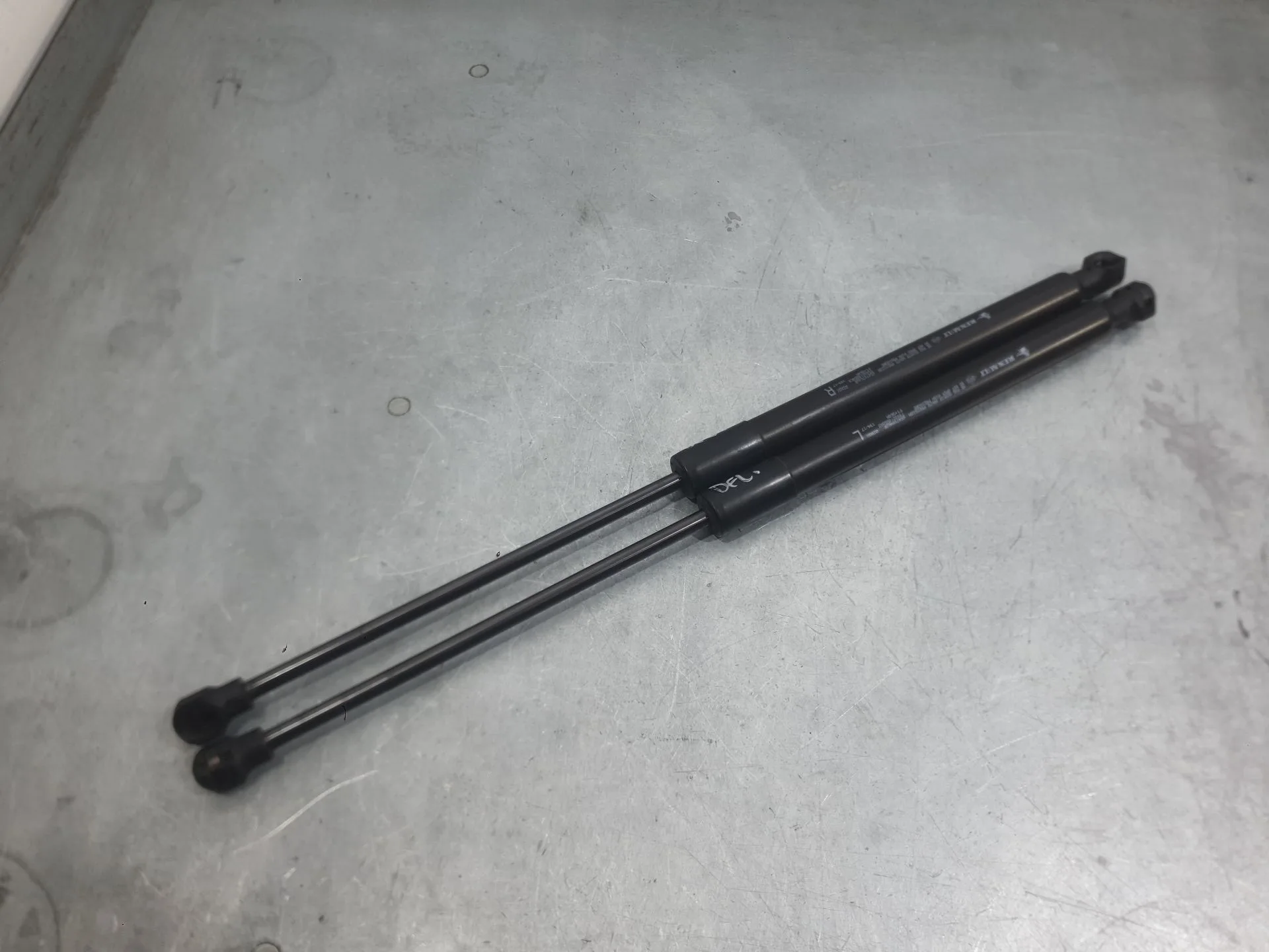 Amortiguadores Maletero / Porton para Renault Megane Iv Hatchback (B9A/M/N_)
