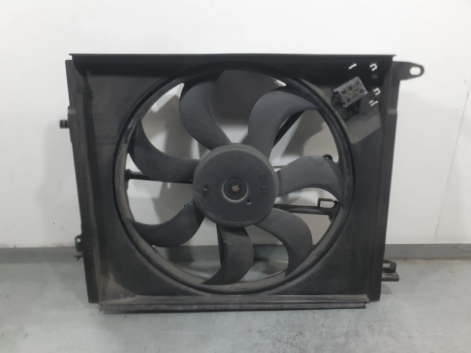 Electroventilador para Renault Megane Iv Hatchback (B9A/M/N_)