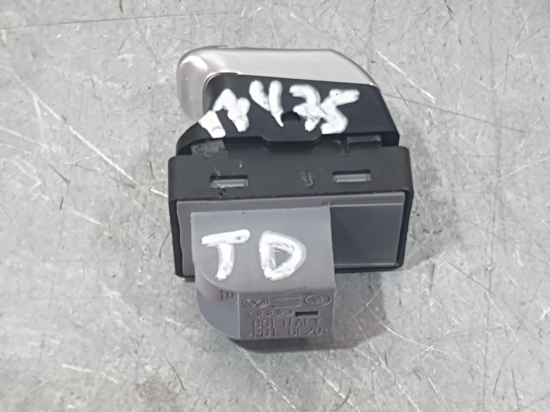 Mando Elevalunas Trasero Derecho para Audi A5 Sportback (8Ta)