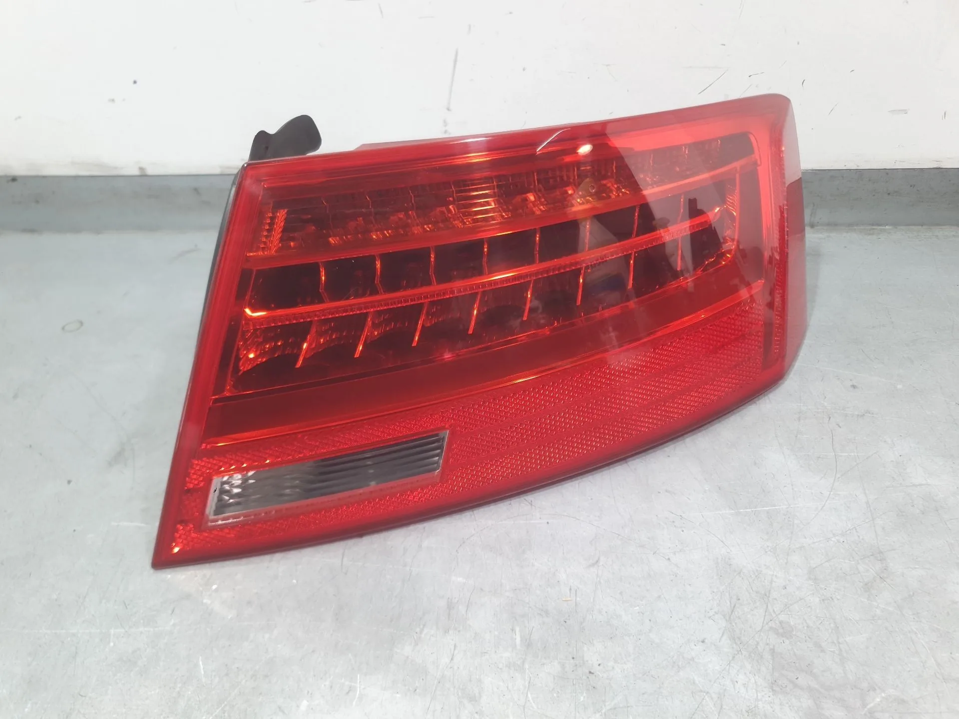 Piloto Trasero Derecho Exterior para Audi A5 Sportback (8Ta)