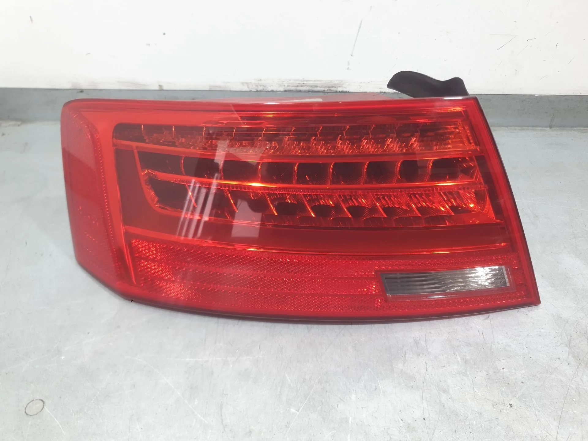 Piloto Trasero Izquierdo Interior para Audi A5 Sportback (8Ta)