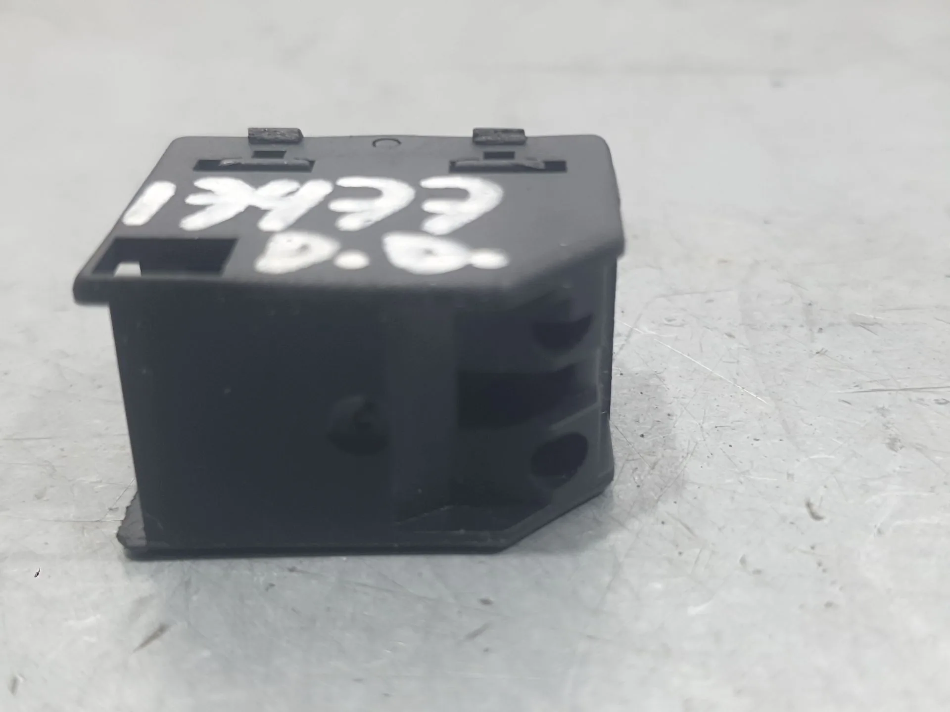 Mando Elevalunas Delantero Derecho para Volkswagen Golf Iv (1J1)