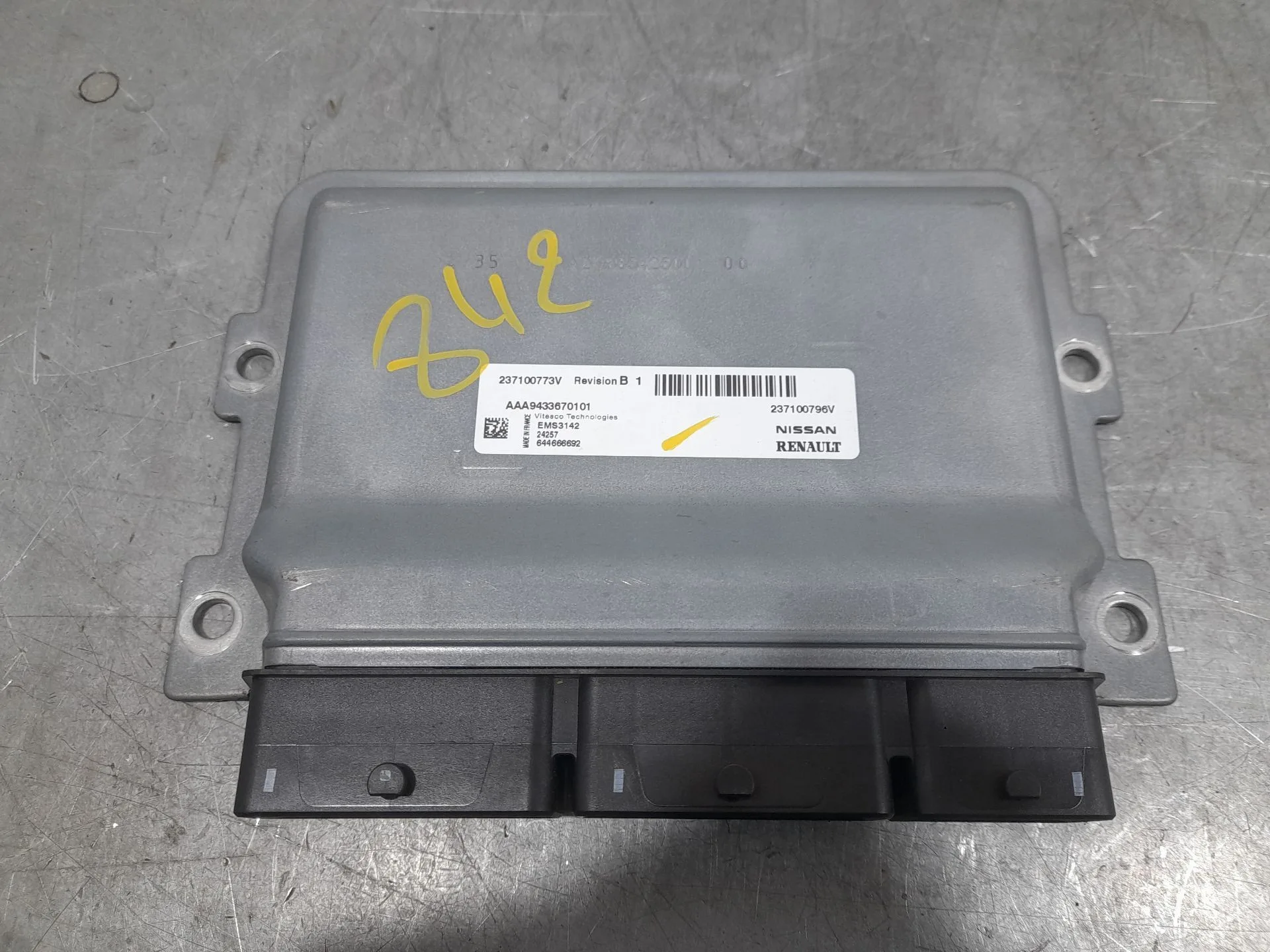 Centralita Motor Uce para Dacia Sandero Iii