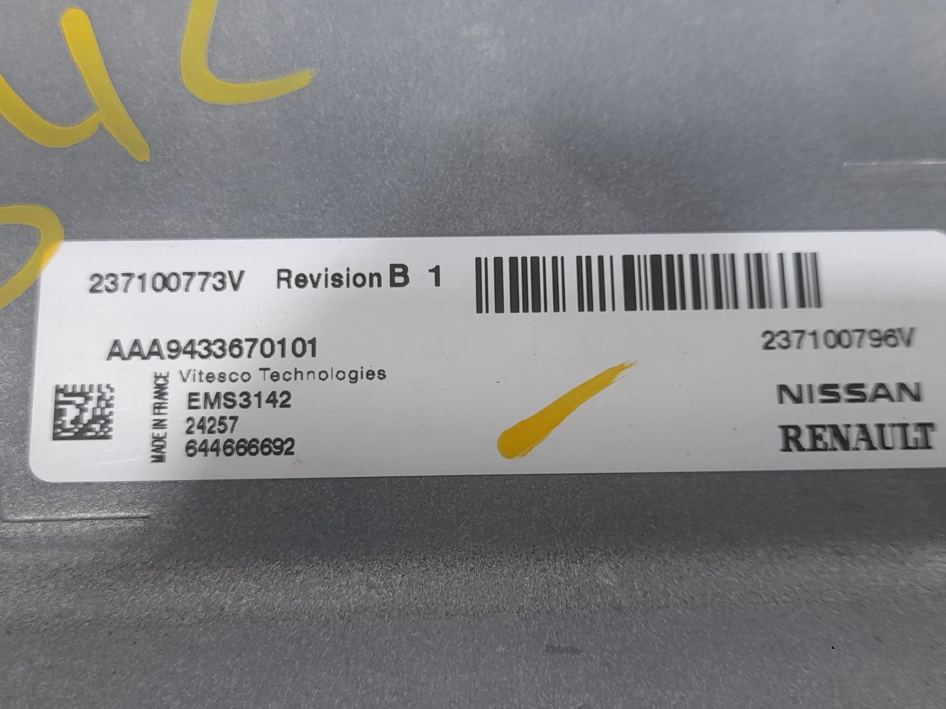 Centralita Motor Uce para Dacia Sandero Iii