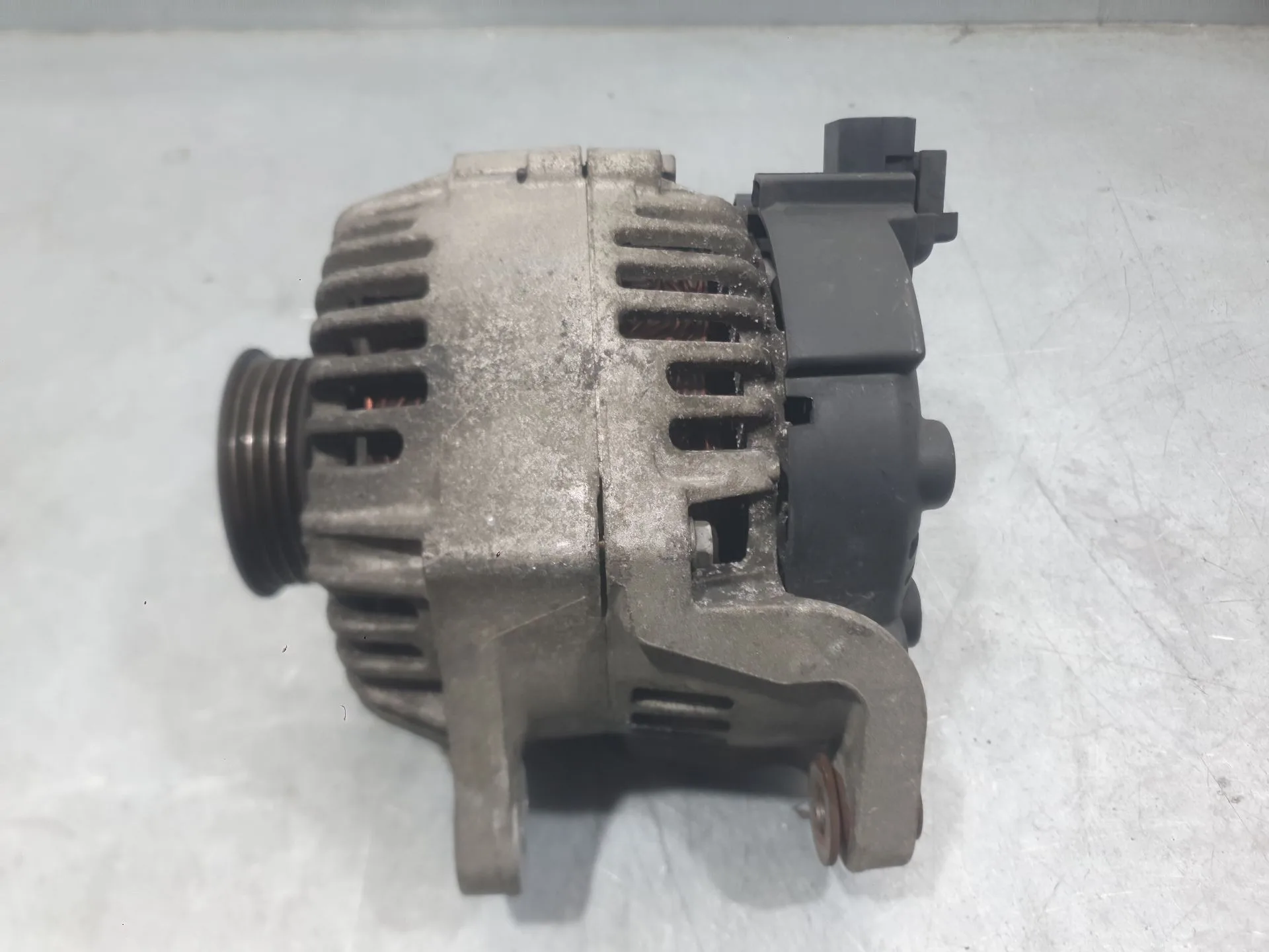 Alternador para Nissan Micra Iii (K12)