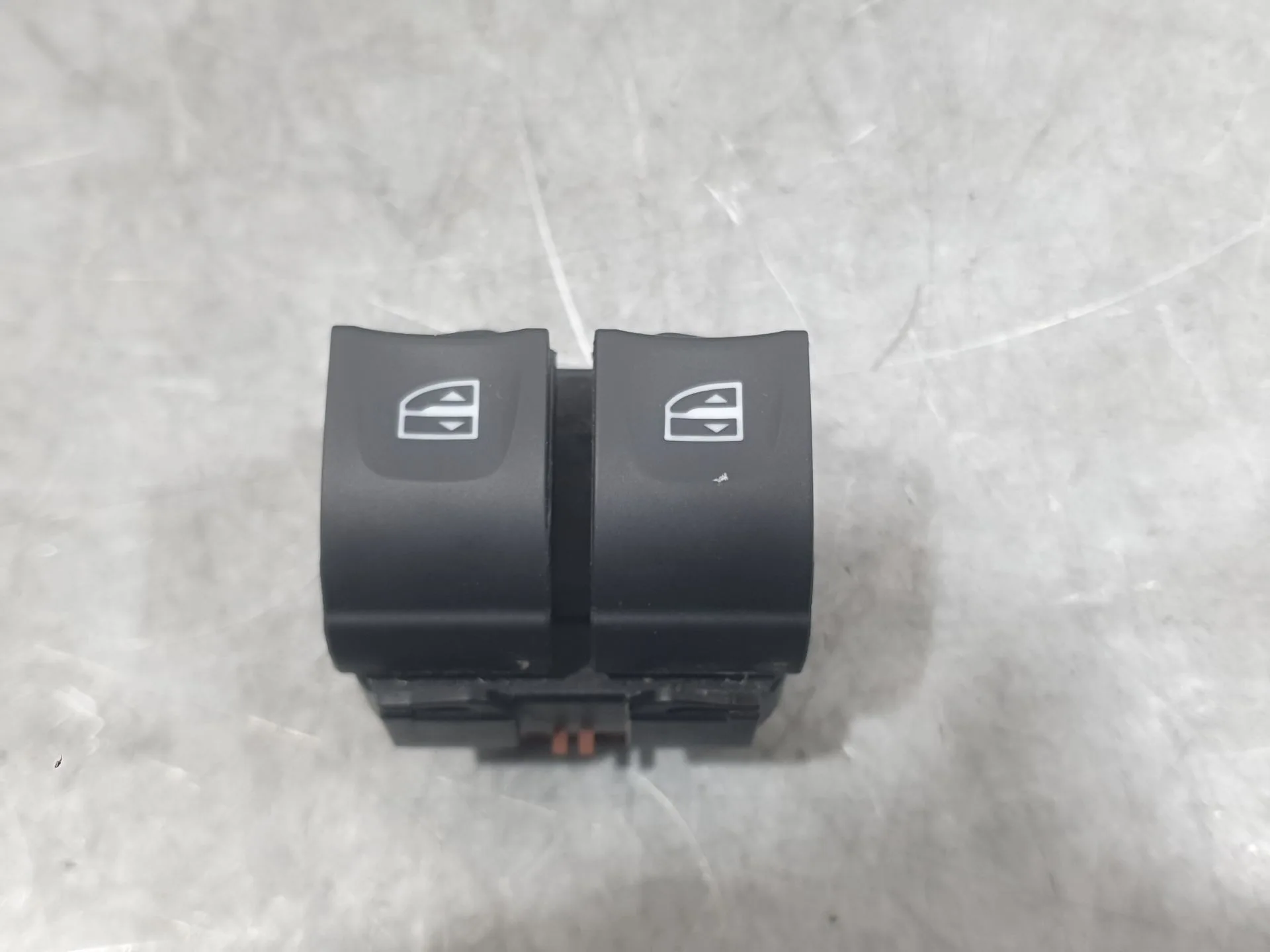 Mando Elevalunas Delantero Izquierdo para Dacia Sandero