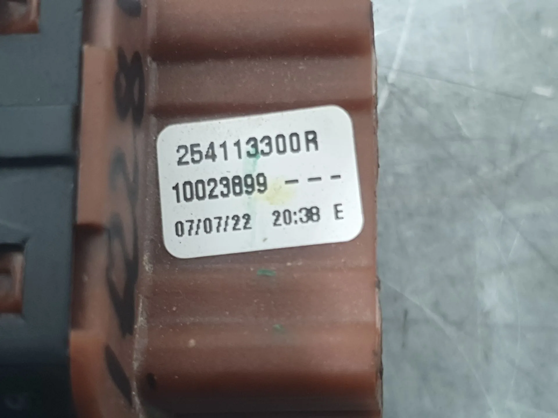 Mando Elevalunas Delantero Izquierdo para Dacia Sandero