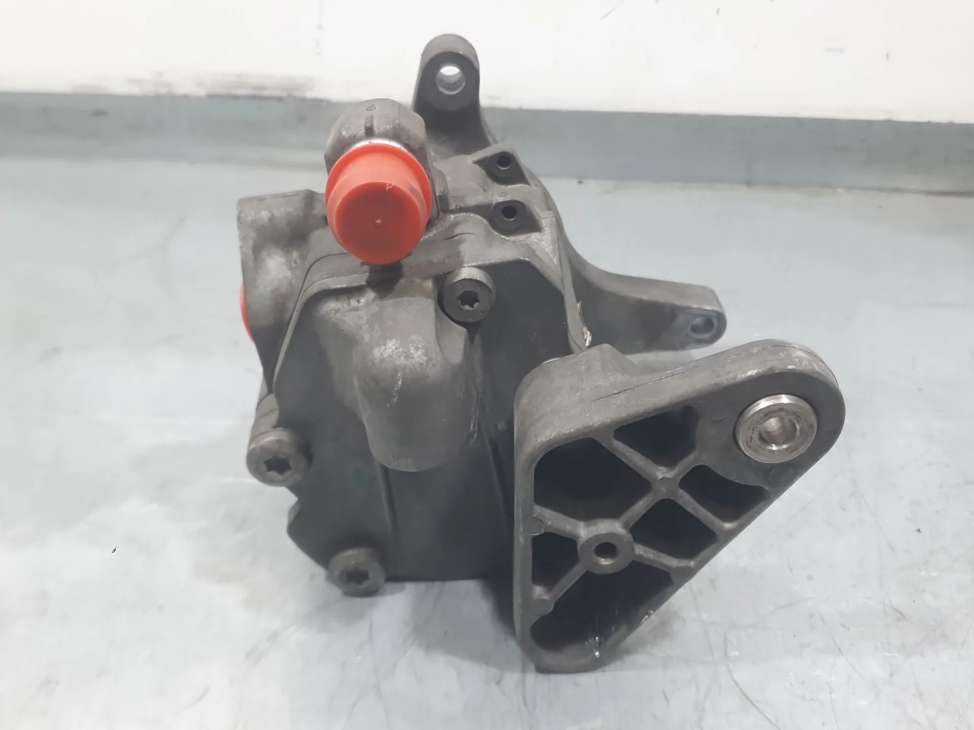 Bomba Direccion para Bmw X5 (E70)