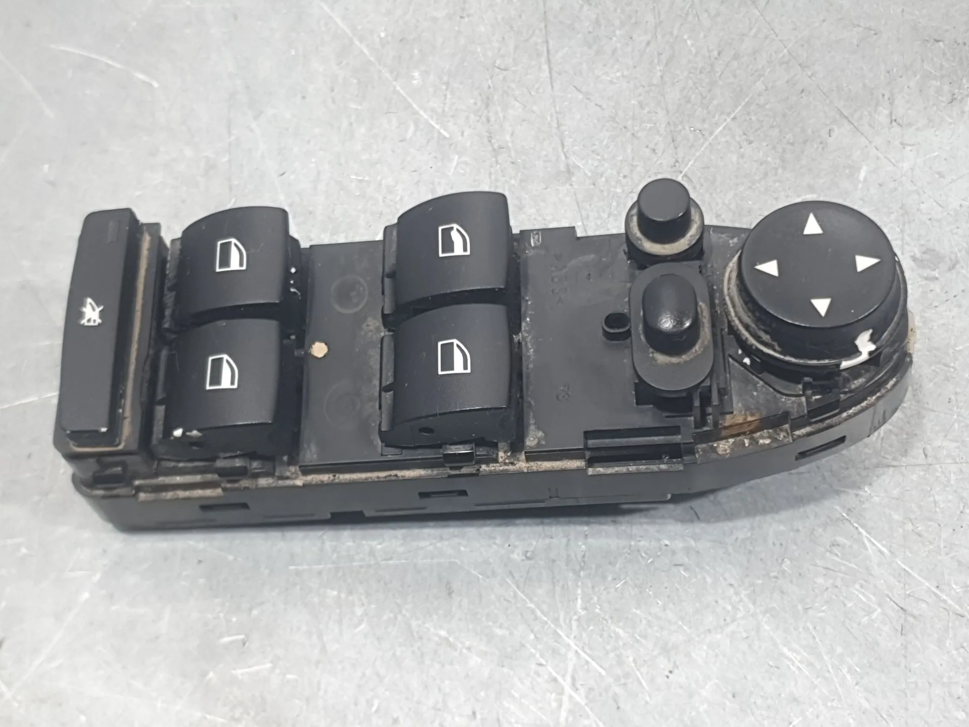 Mando Elevalunas Delantero Izquierdo para Bmw X5 (E70)